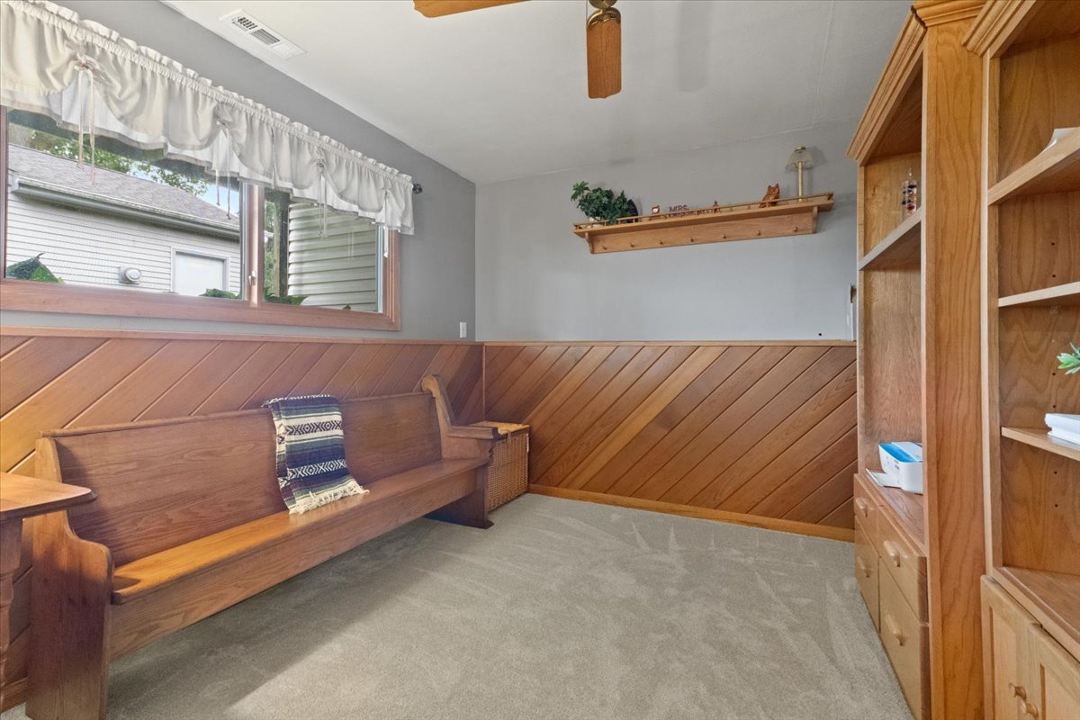 3583 Newport Drive, Island Lake, IL 60042