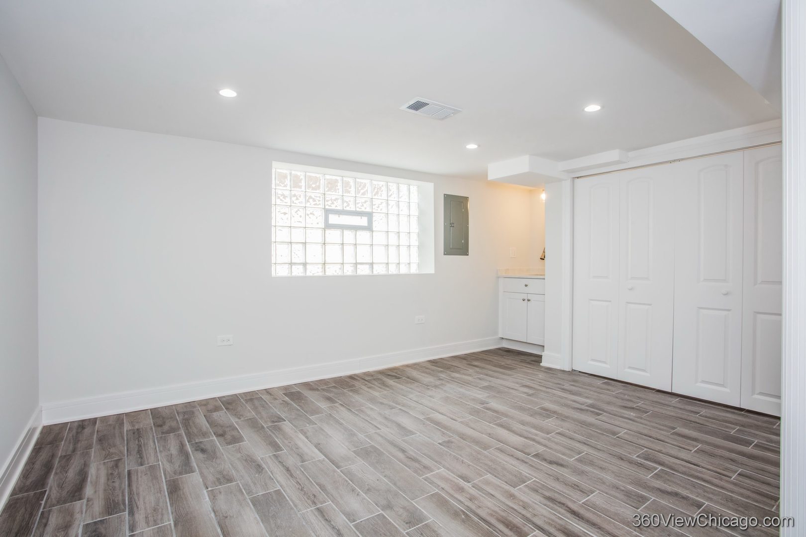 9206 S Yates Boulevard, Chicago, IL 60617