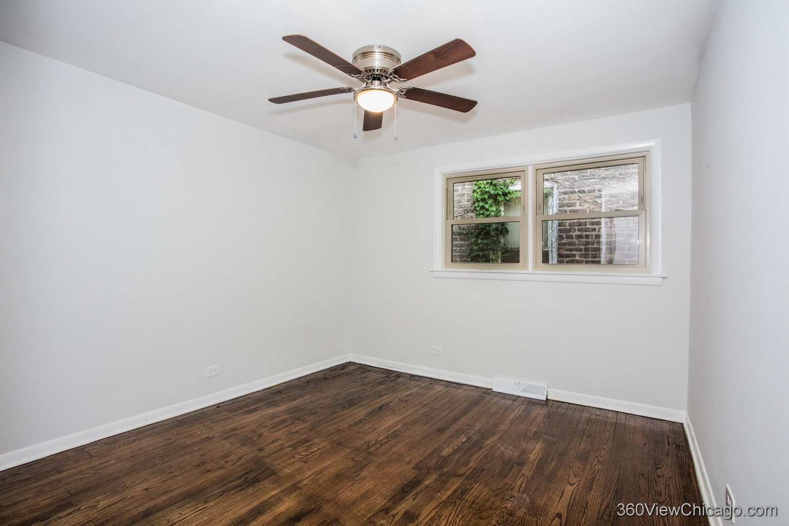 9206 S Yates Boulevard, Chicago, IL 60617