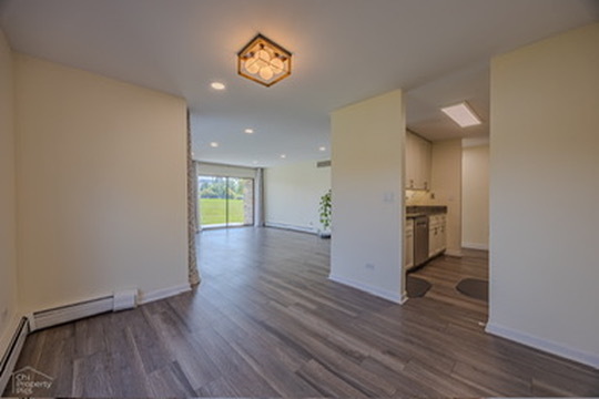 1919 Prairie Square #12, Schaumburg, IL 60173