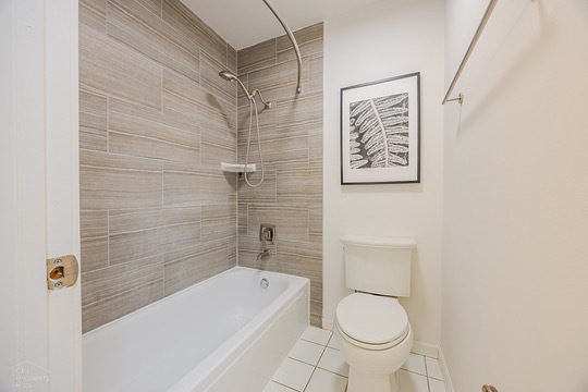1919 Prairie Square #12, Schaumburg, IL 60173