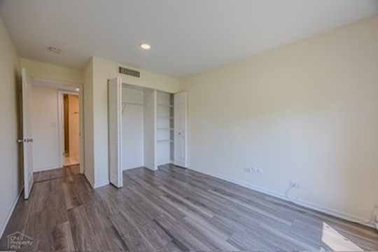 1919 Prairie Square #12, Schaumburg, IL 60173