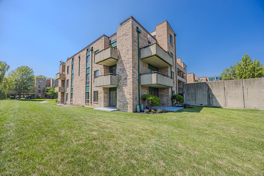 1919 Prairie Square #12, Schaumburg, IL 60173