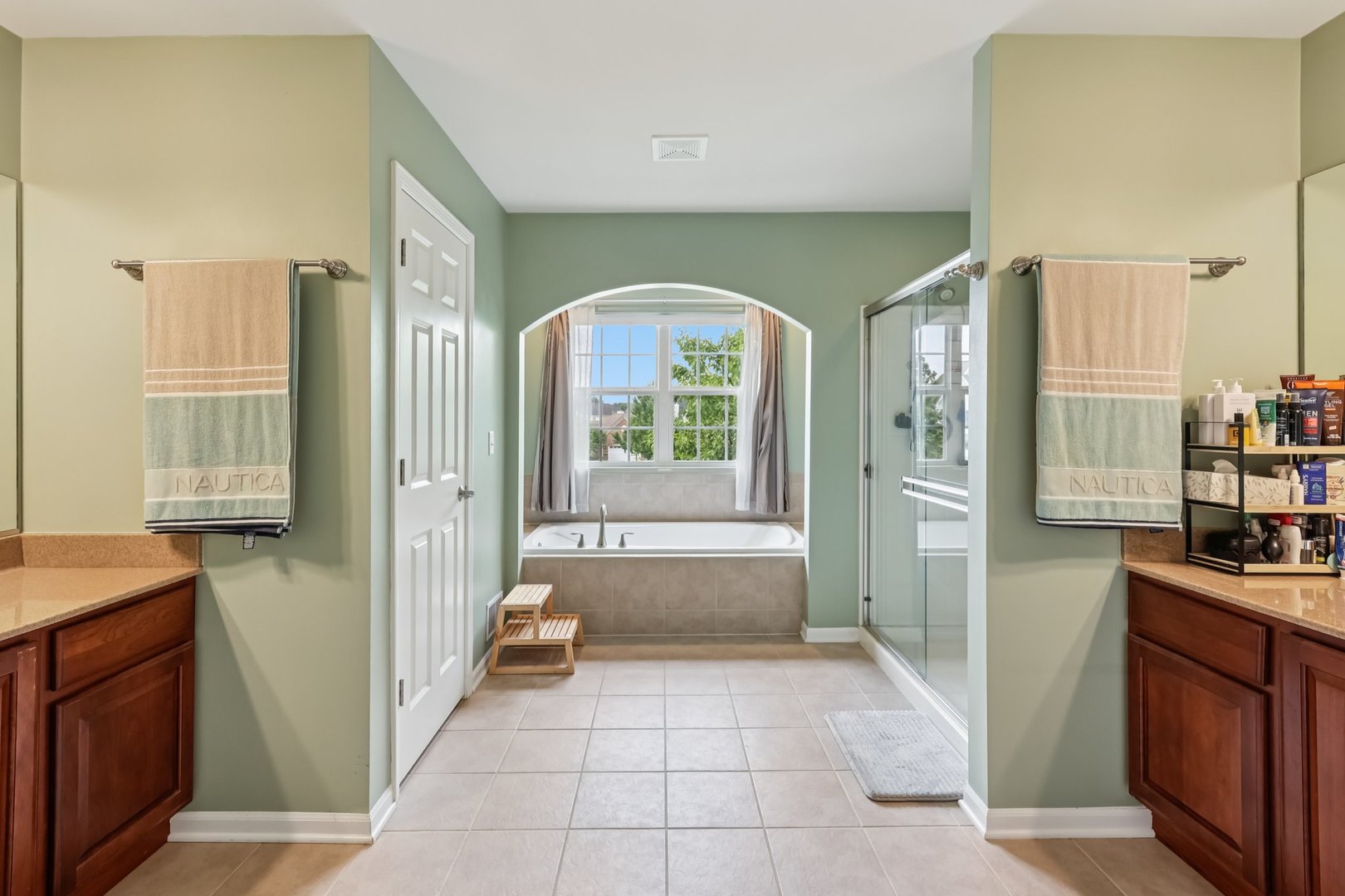 5046 Nelson Court, Wadsworth, IL 60083