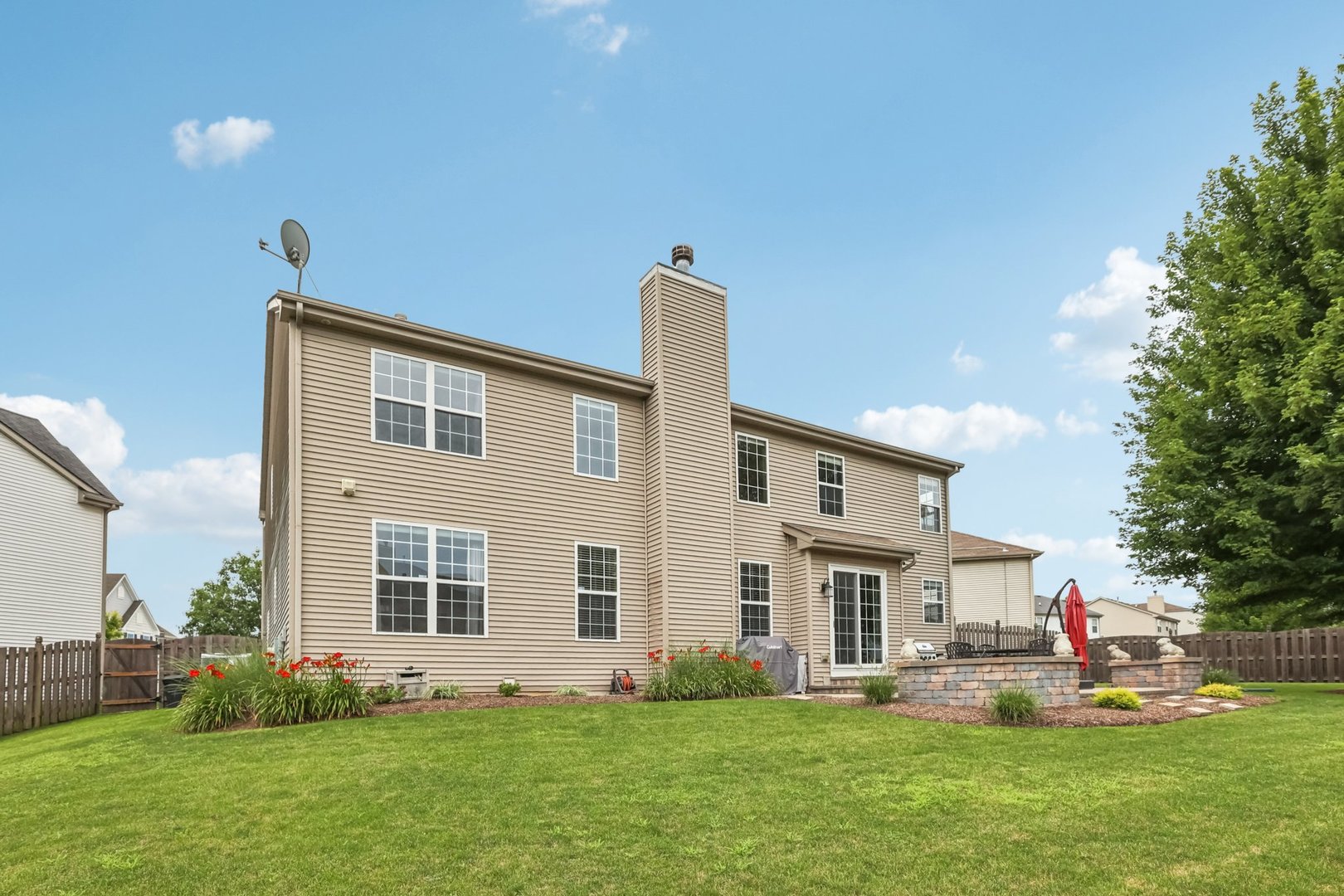 5046 Nelson Court, Wadsworth, IL 60083