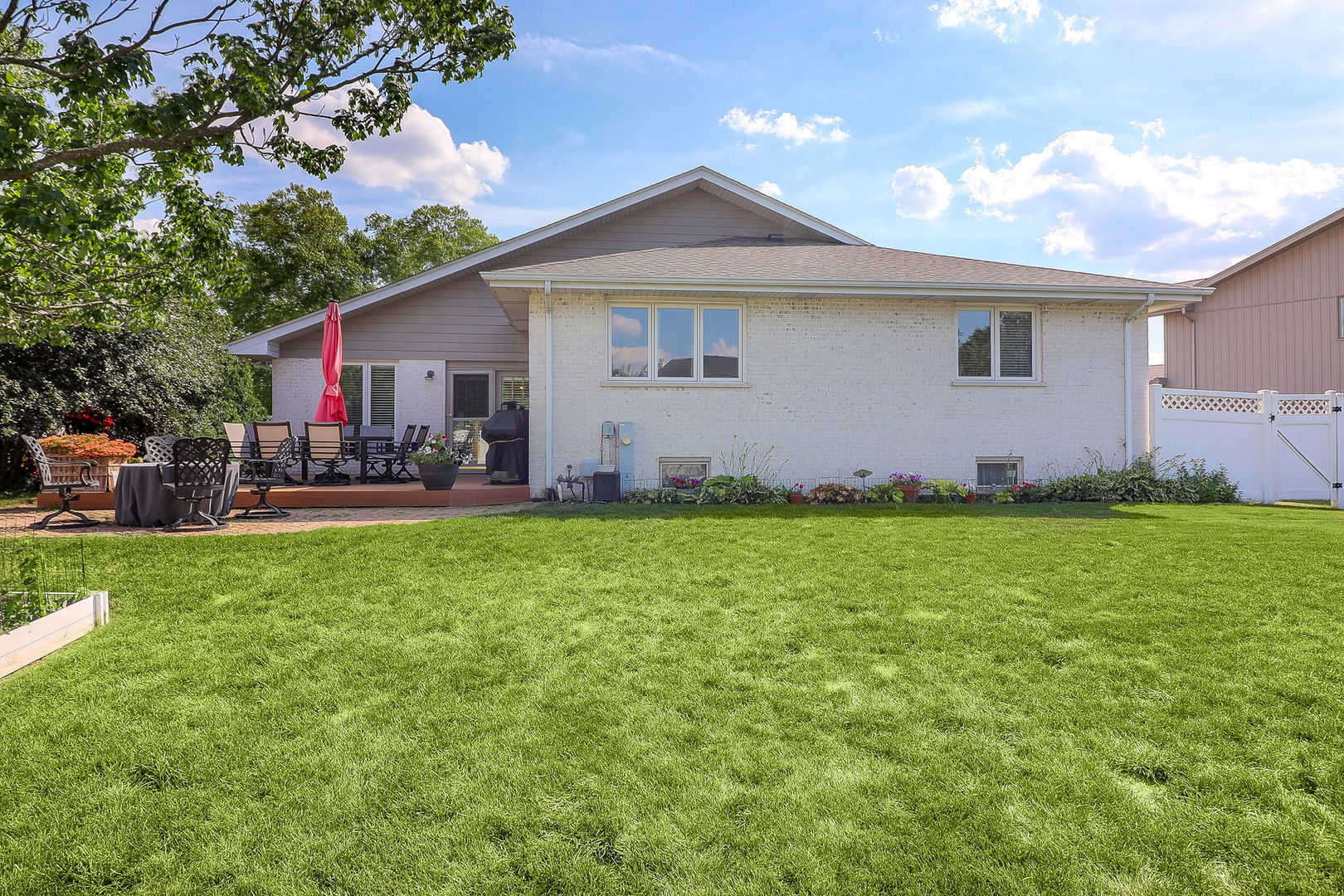 8124 Glenbrook Place, Tinley Park, IL 60487