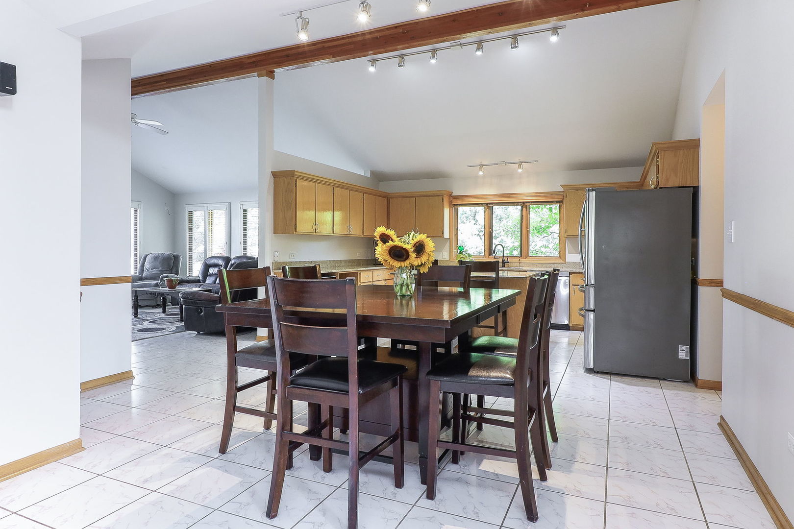 8124 Glenbrook Place, Tinley Park, IL 60487