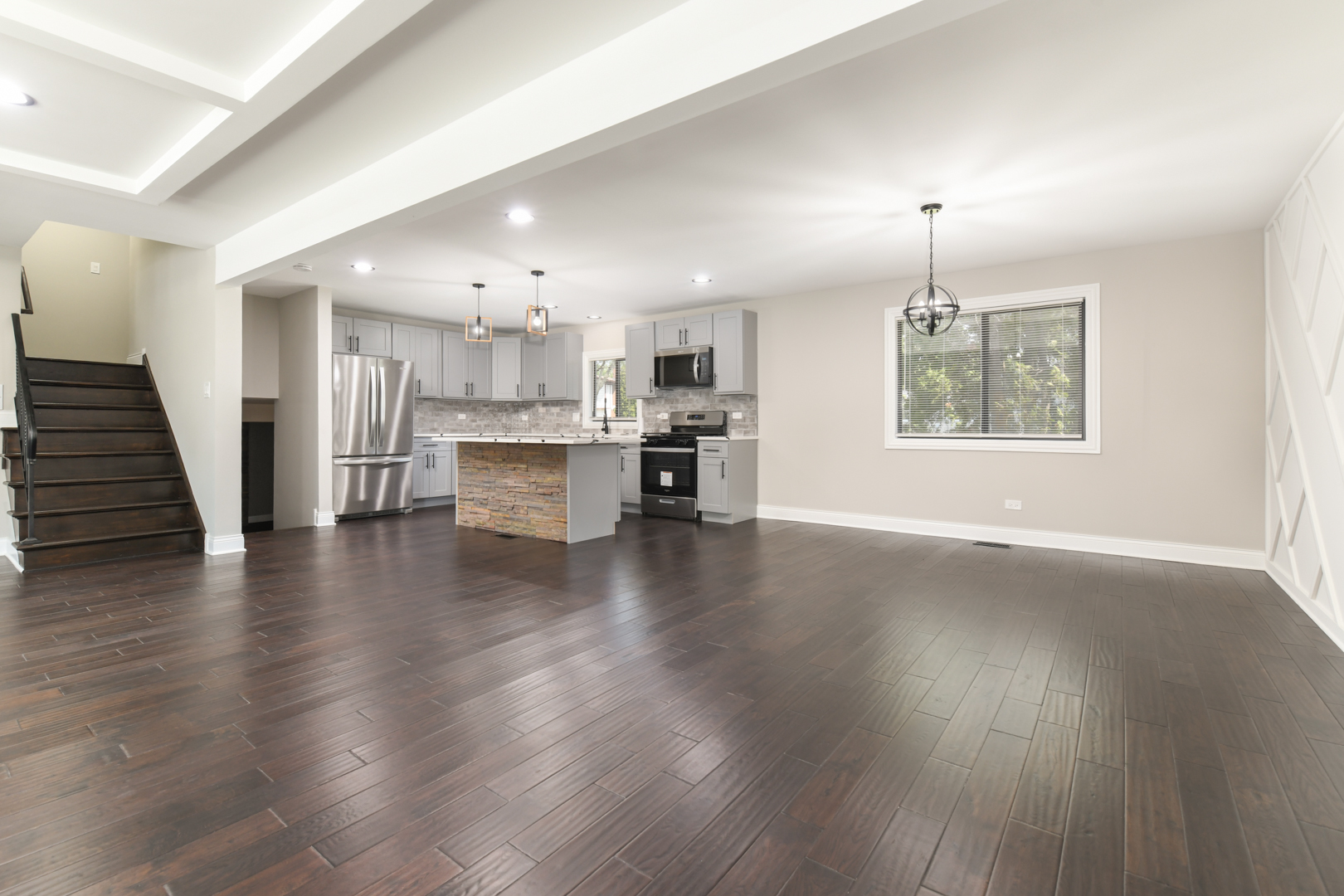 5214 Imperial Drive, Richton Park, IL 60471