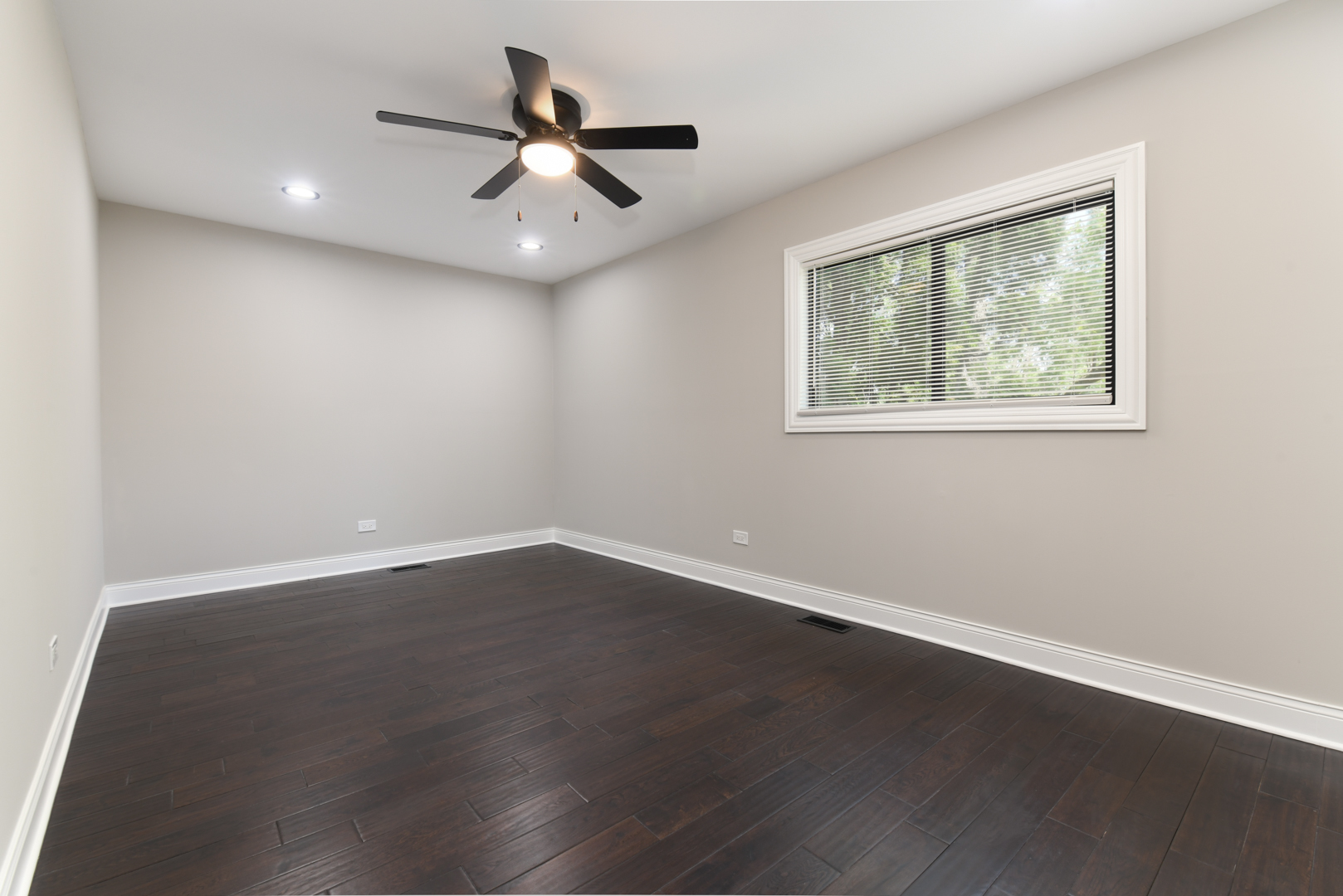 5214 Imperial Drive, Richton Park, IL 60471