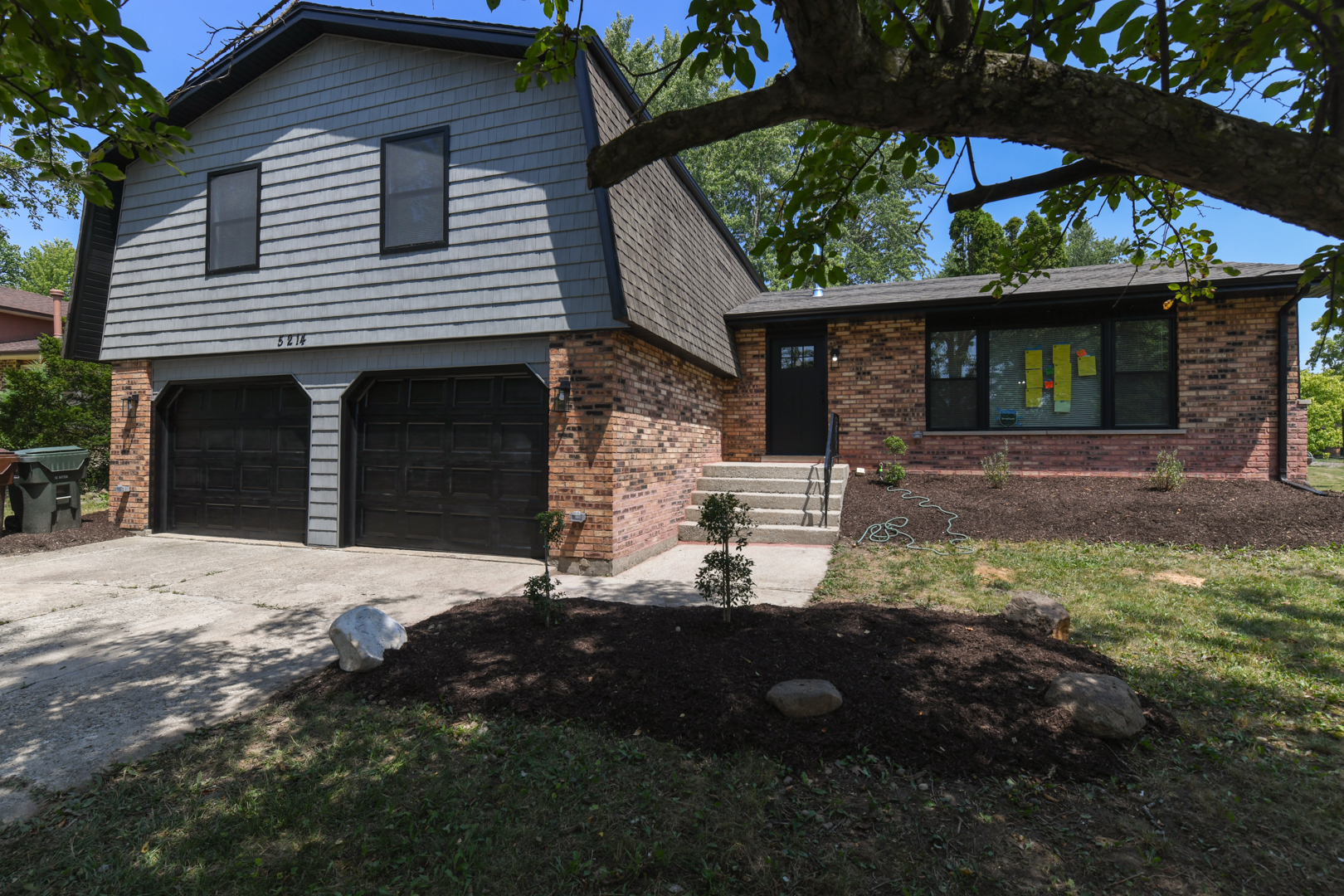 5214 Imperial Drive, Richton Park, IL 60471