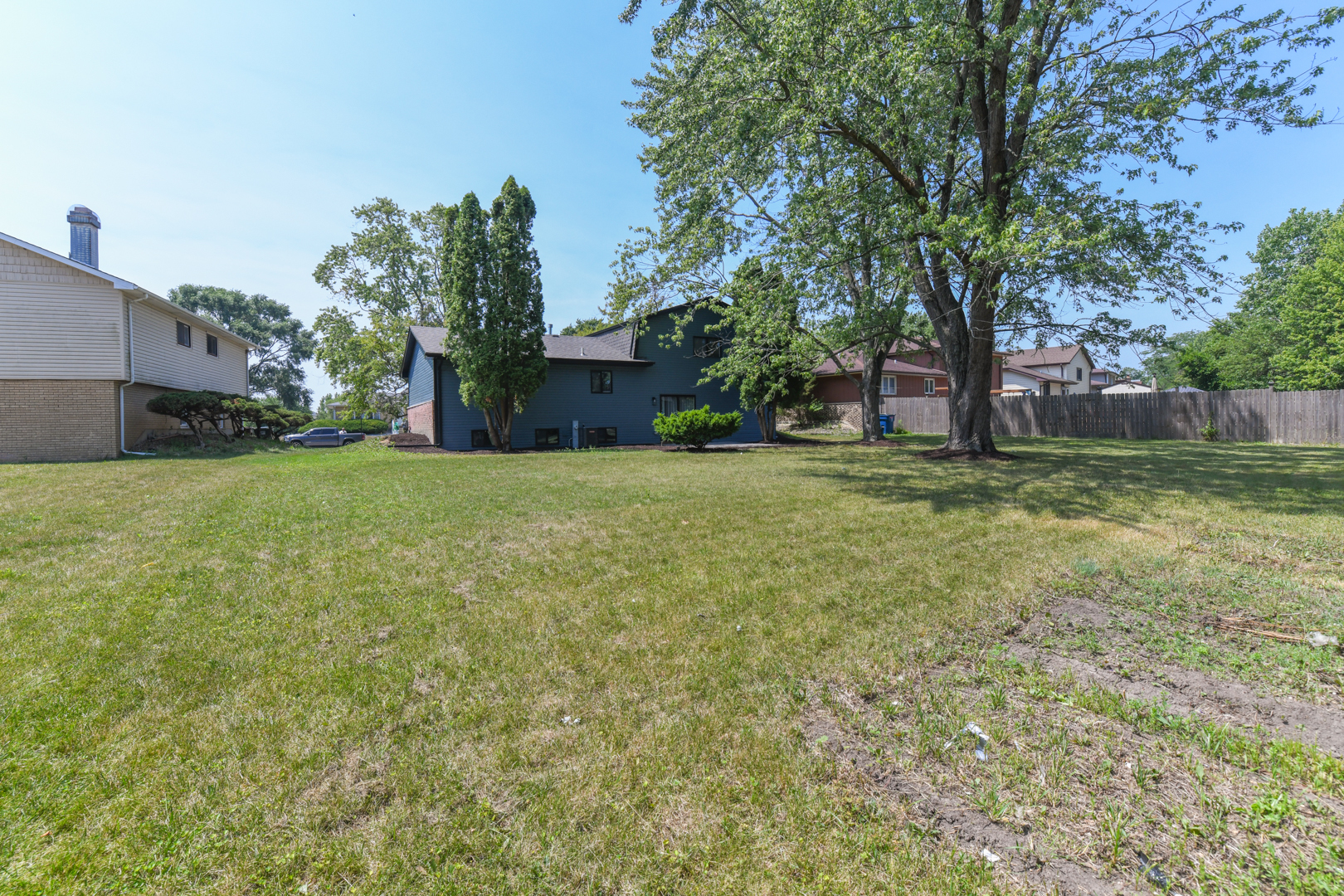 5214 Imperial Drive, Richton Park, IL 60471