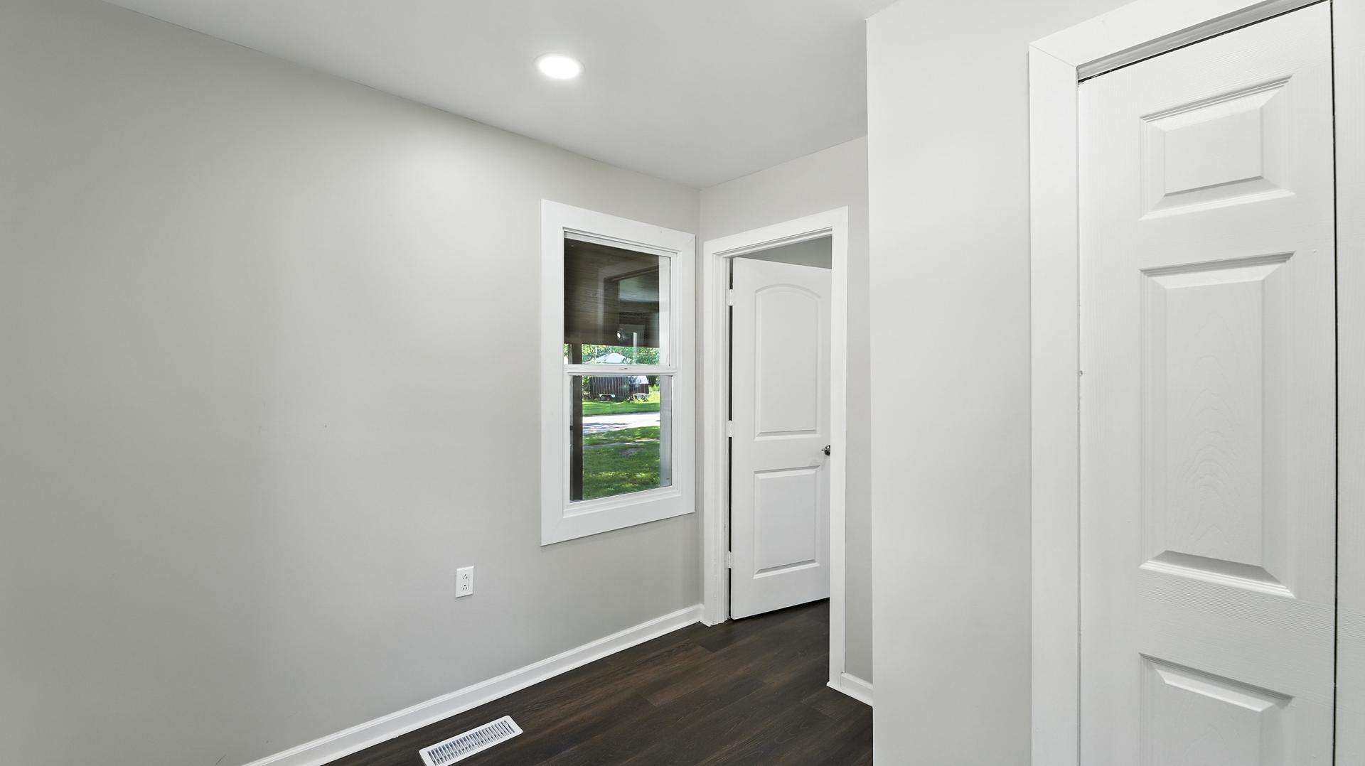 306 E Martin Street, Forrest, IL 61741