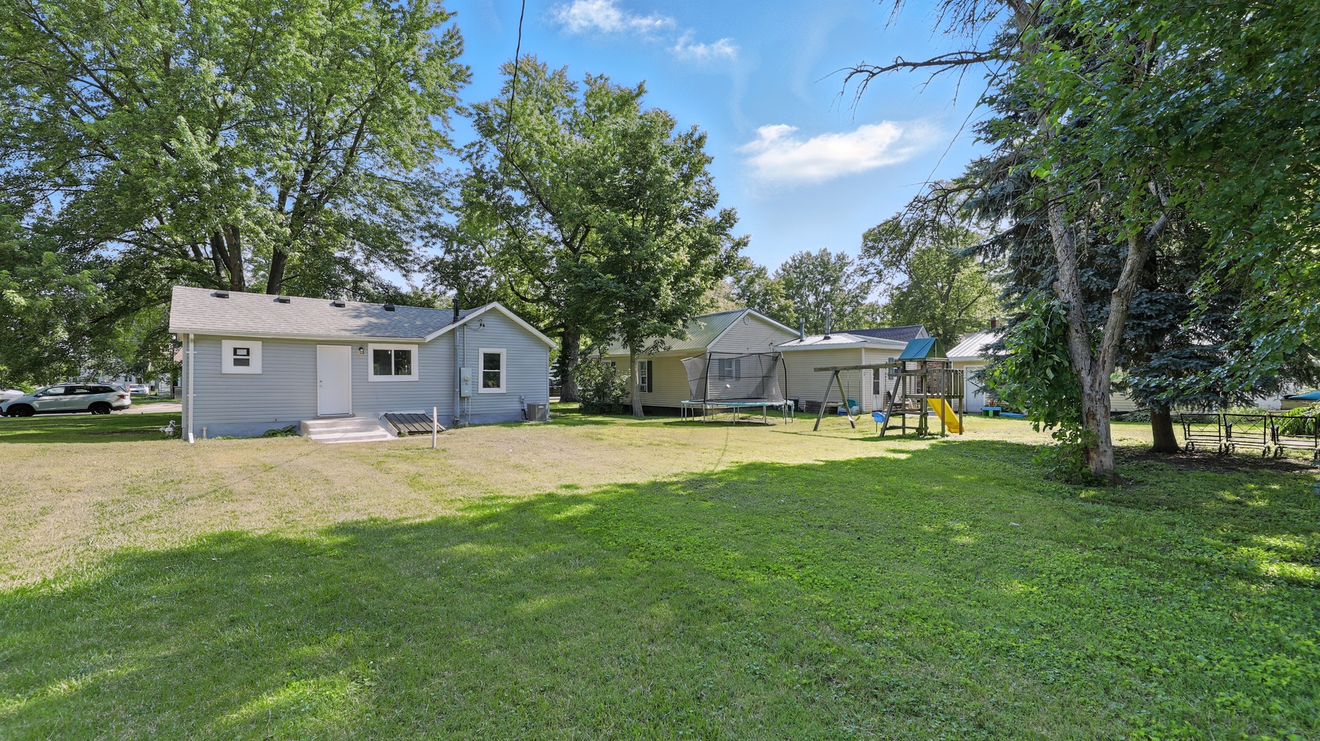 306 E Martin Street, Forrest, IL 61741