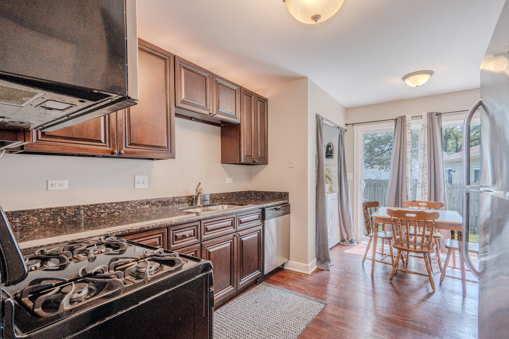 2670 Stoneybrook Lane, Aurora, IL 60502
