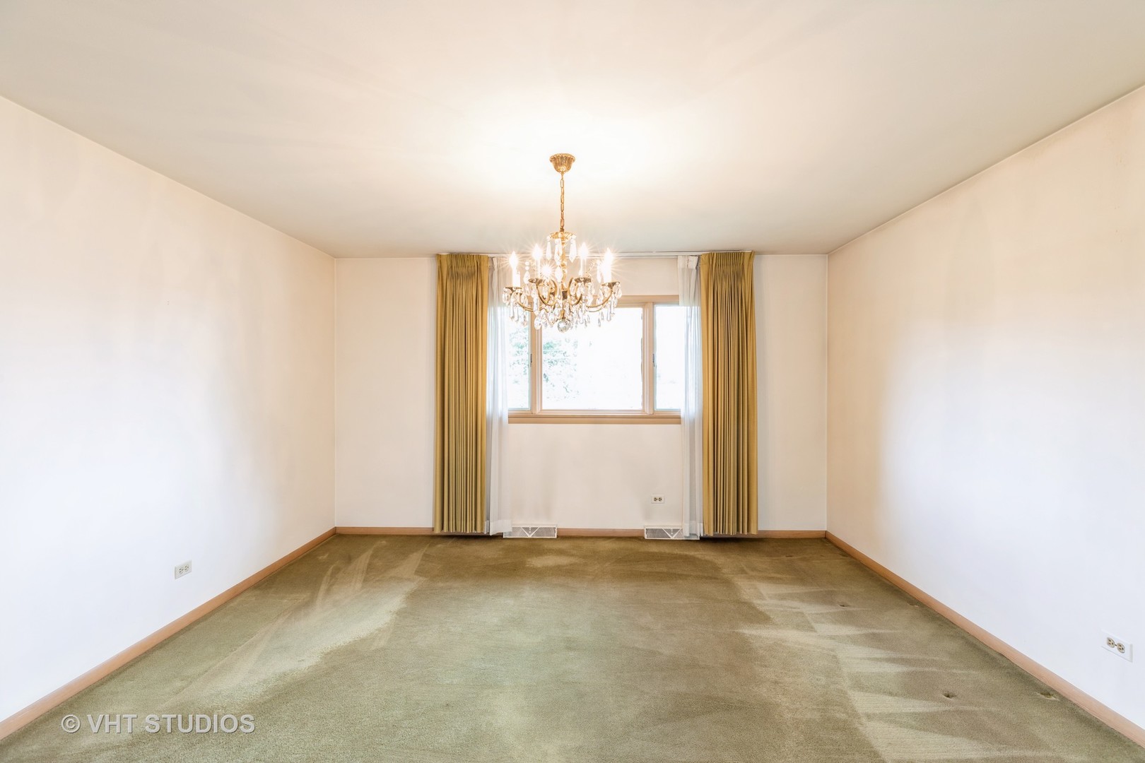 818 Thomas Street, Chicago Heights, IL 60411