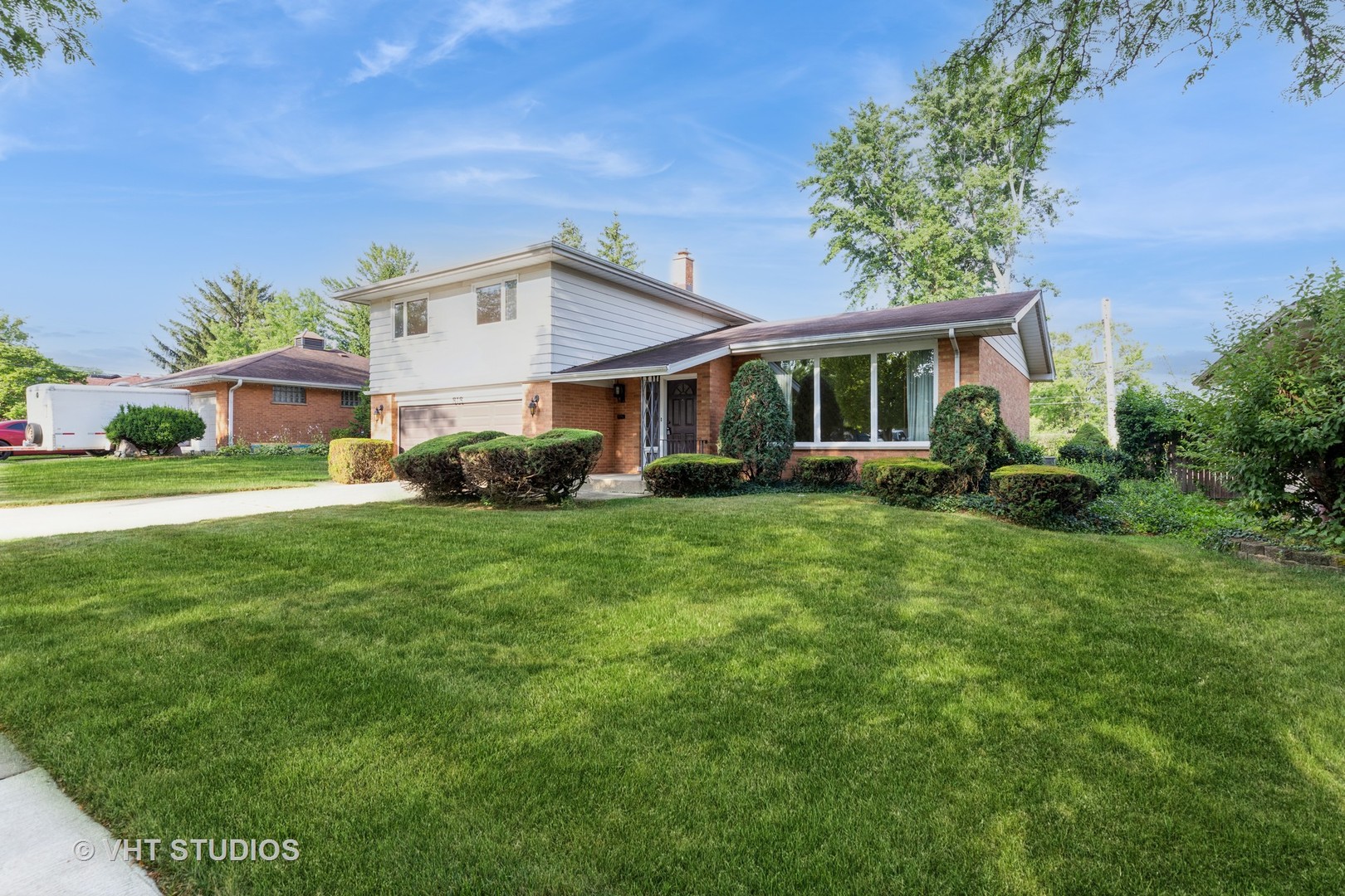 818 Thomas Street, Chicago Heights, IL 60411
