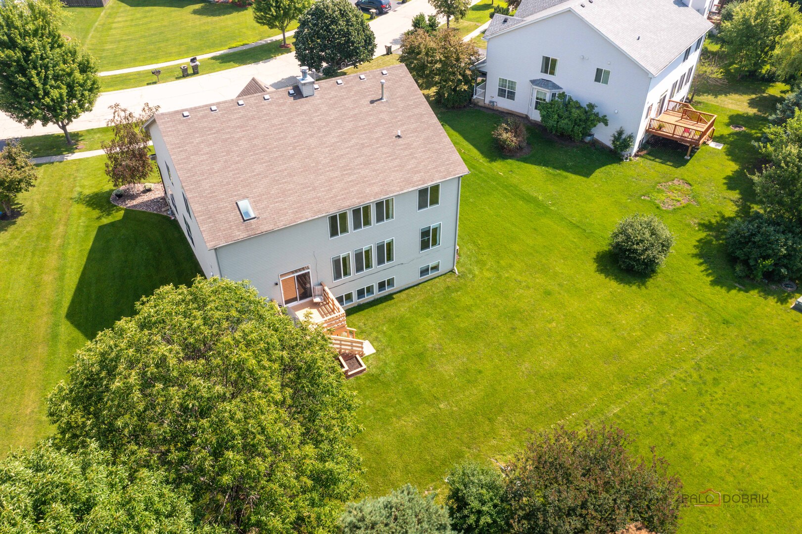 337 W Biros Lane, Round Lake, IL 60073