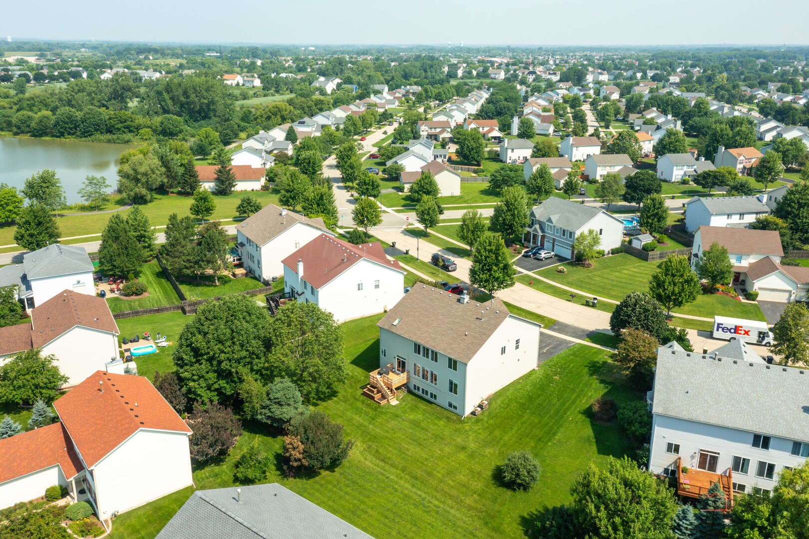 337 W Biros Lane, Round Lake, IL 60073