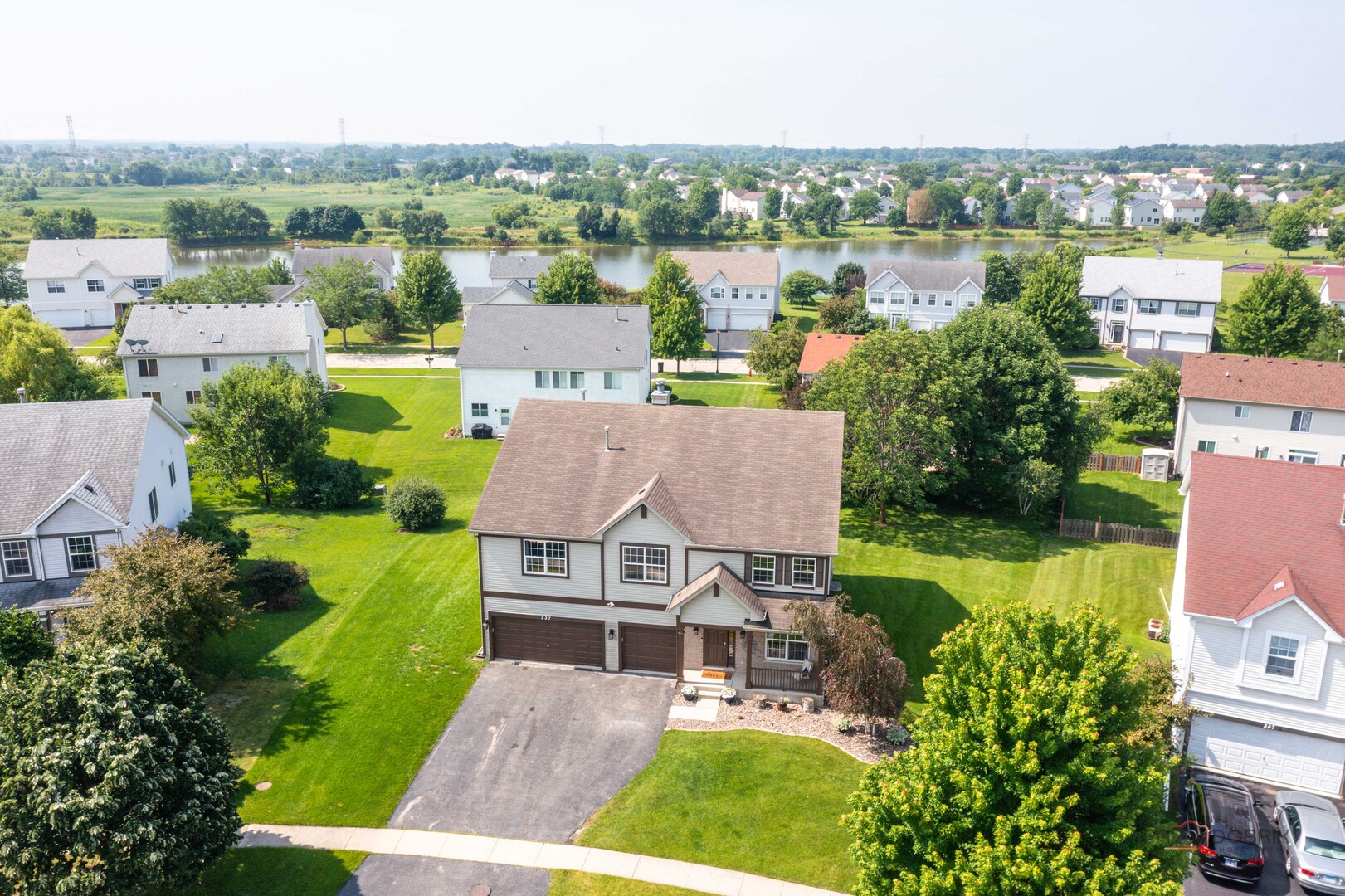 337 W Biros Lane, Round Lake, IL 60073