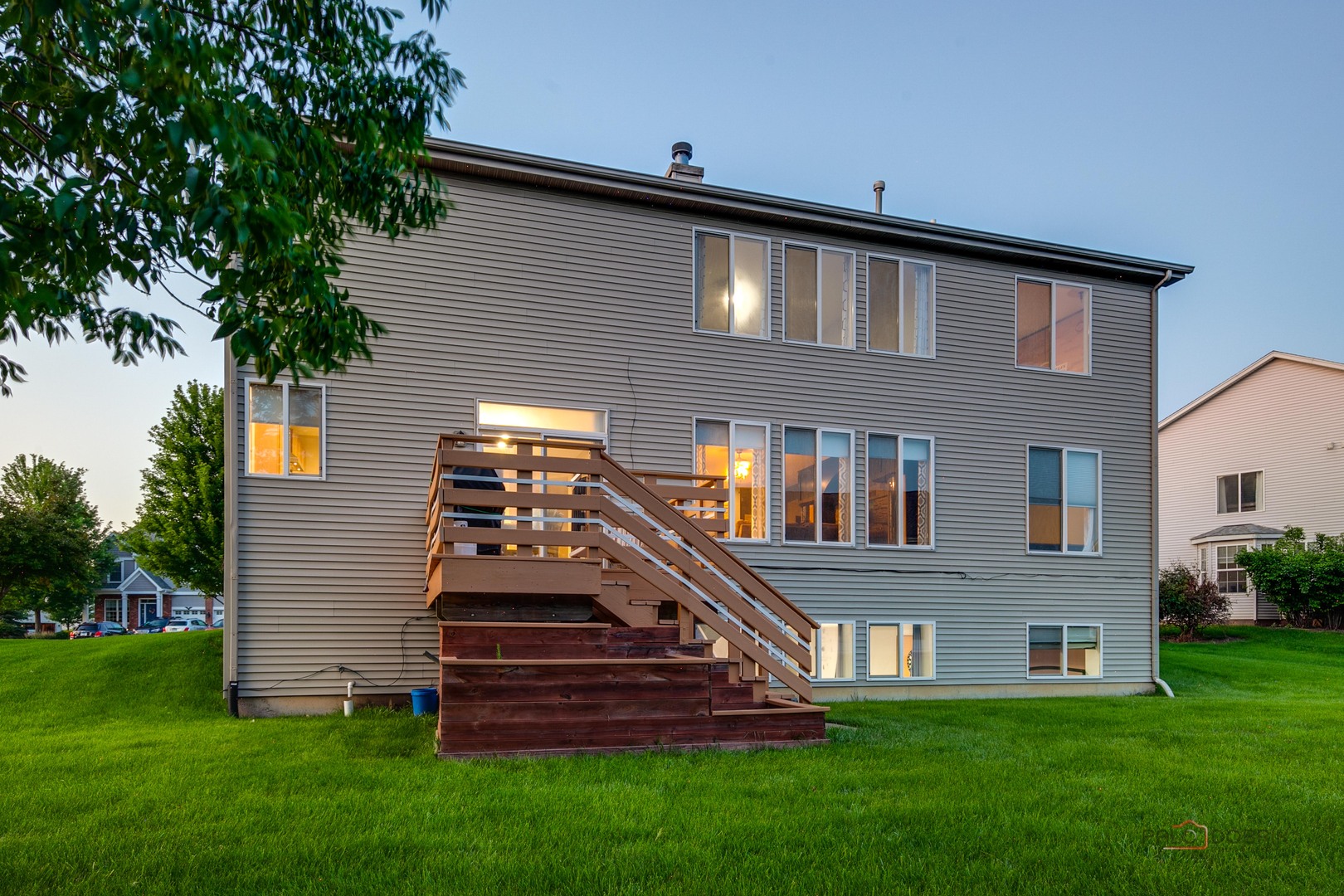 337 W Biros Lane, Round Lake, IL 60073