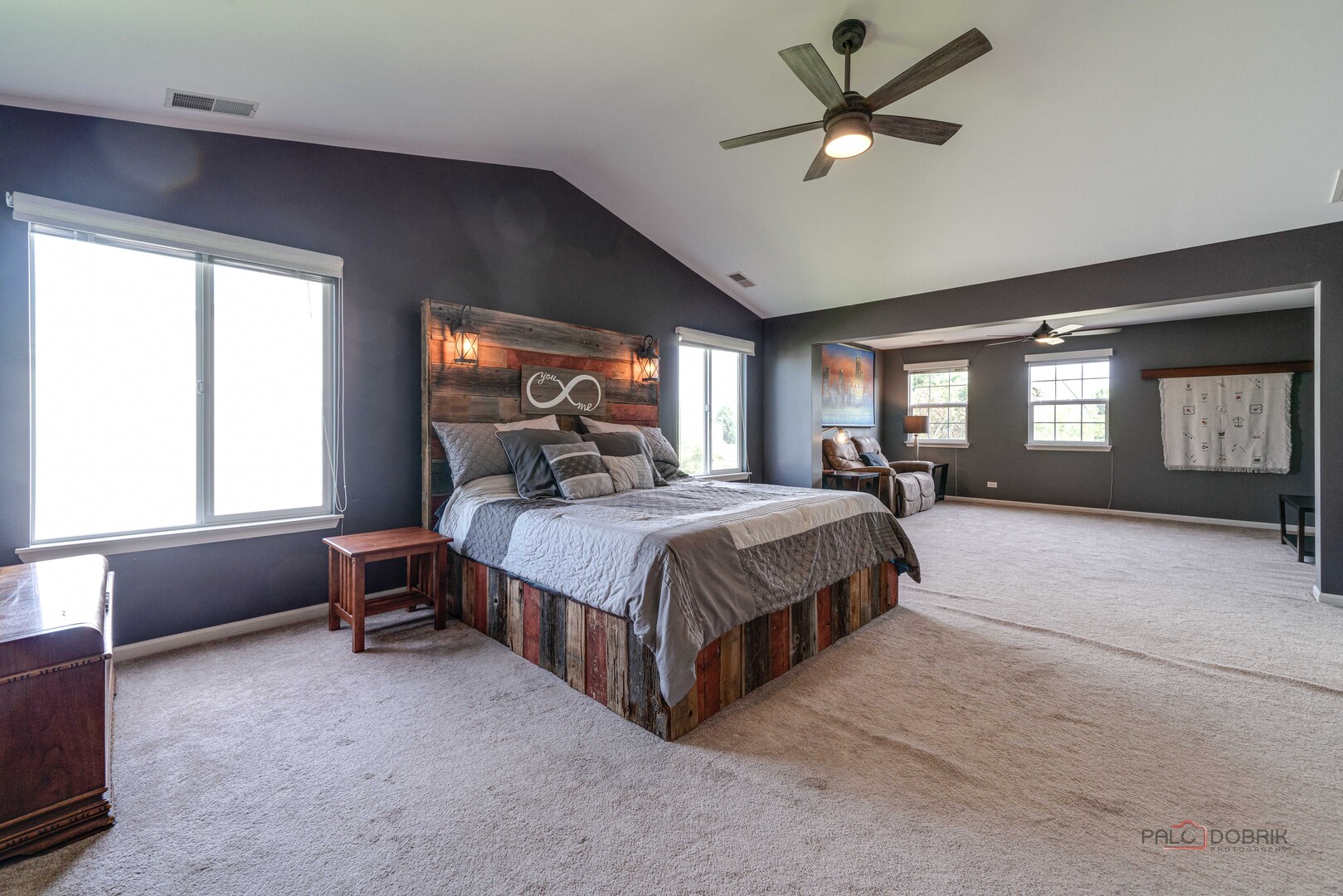 337 W Biros Lane, Round Lake, IL 60073
