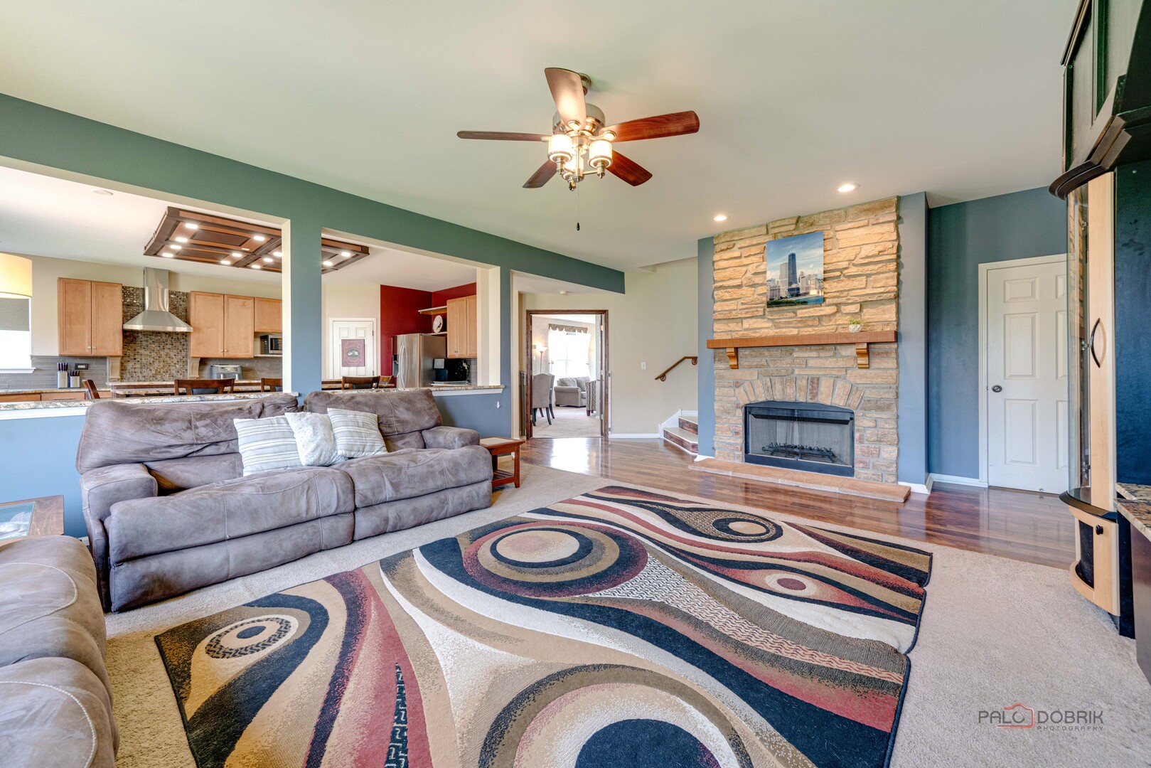 337 W Biros Lane, Round Lake, IL 60073