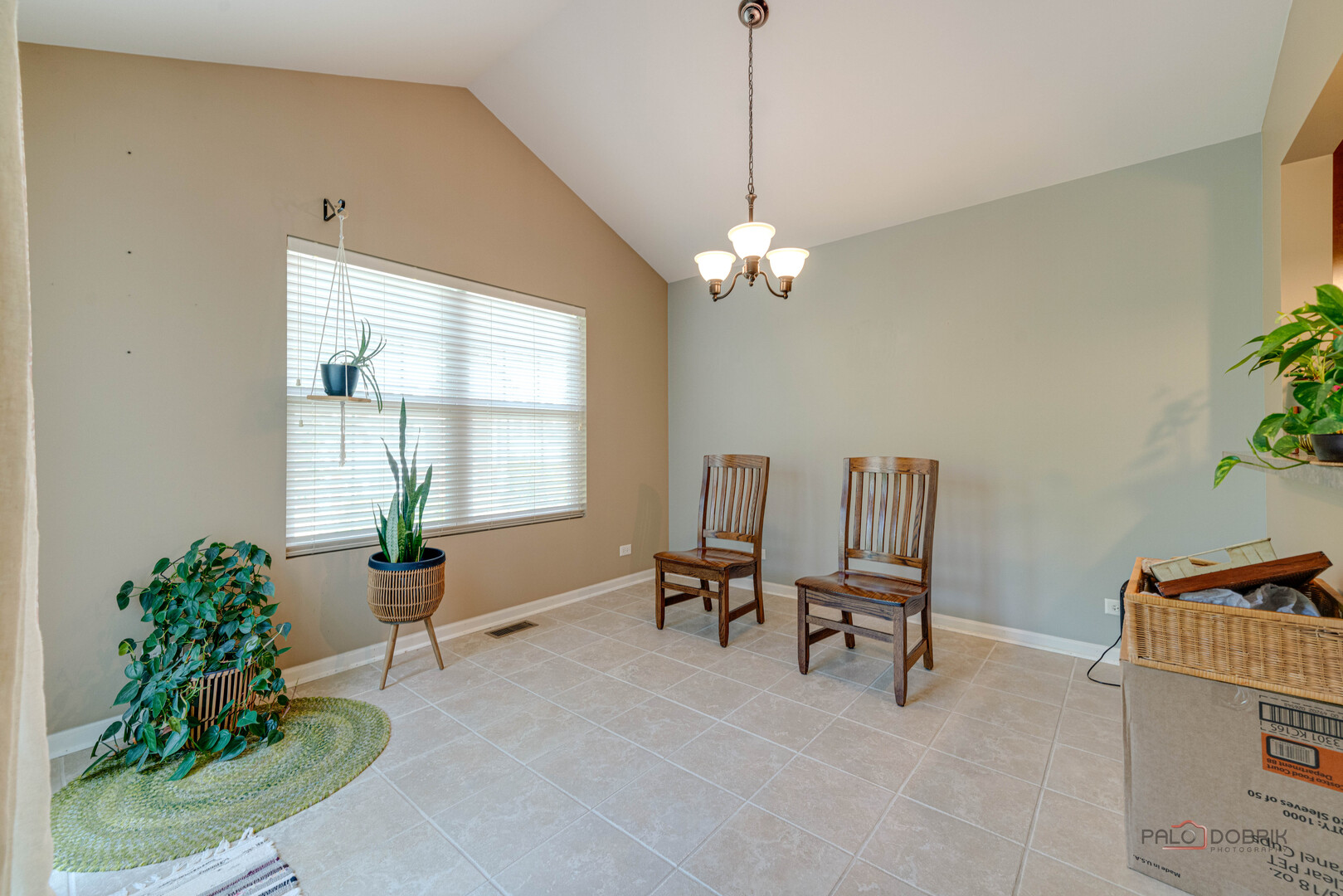 3063 Nicklaus Lane, Wadsworth, IL 60083