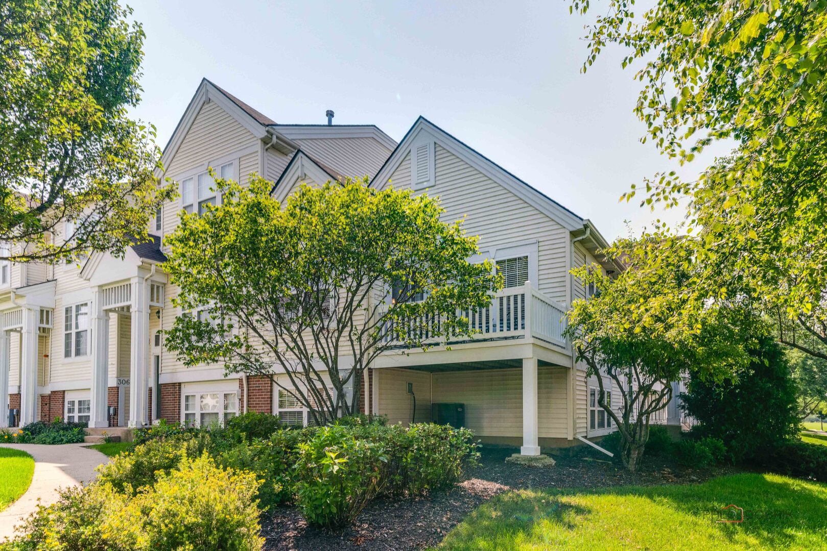3063 Nicklaus Lane, Wadsworth, IL 60083