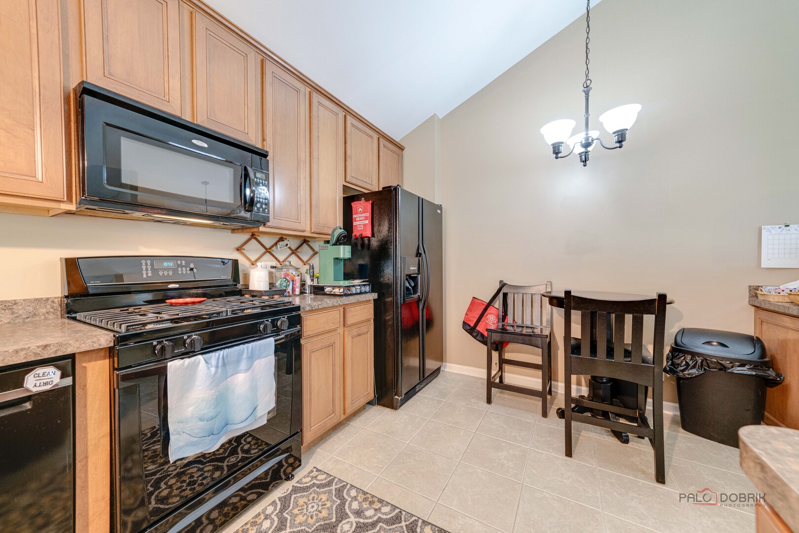 3063 Nicklaus Lane, Wadsworth, IL 60083