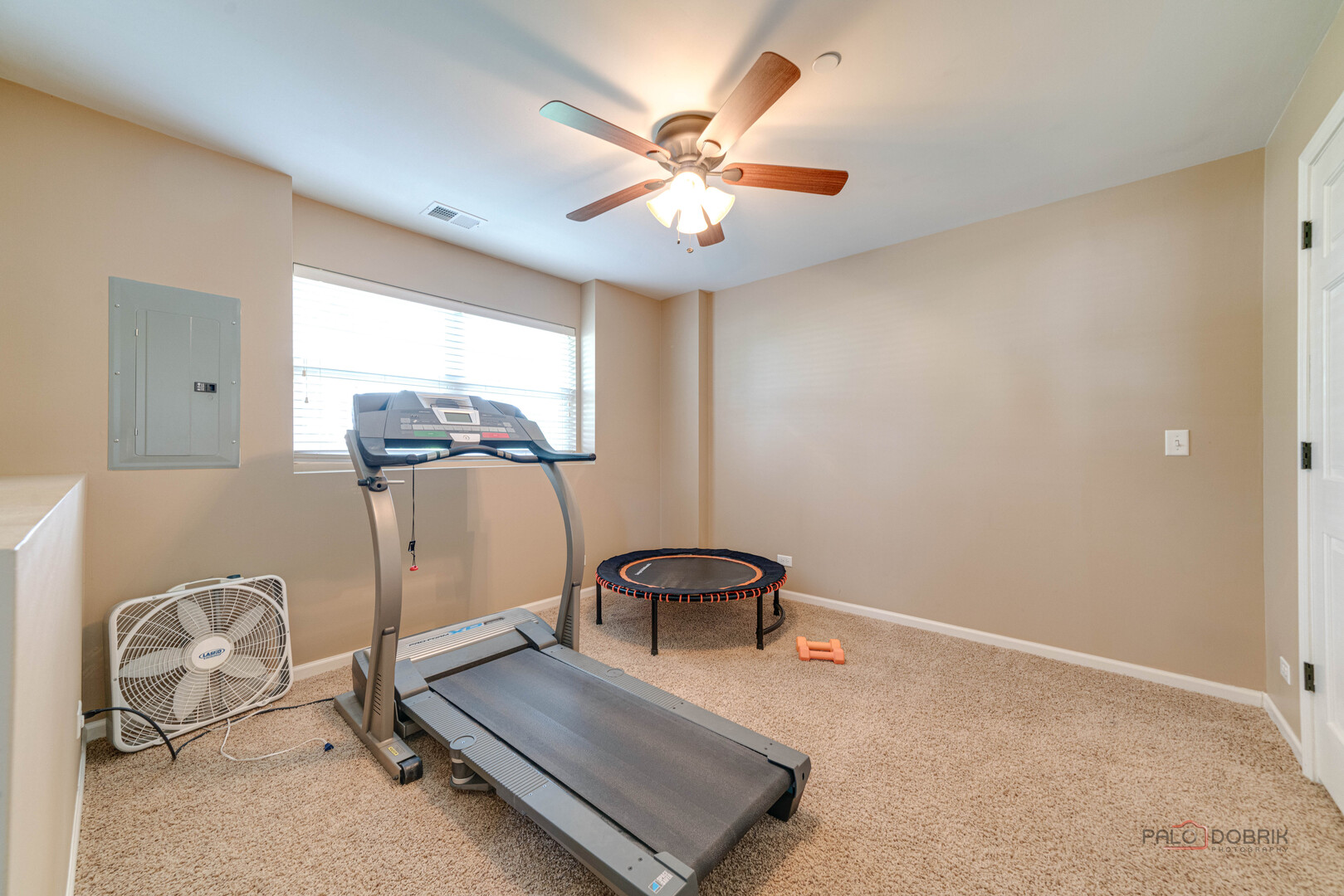 3063 Nicklaus Lane, Wadsworth, IL 60083
