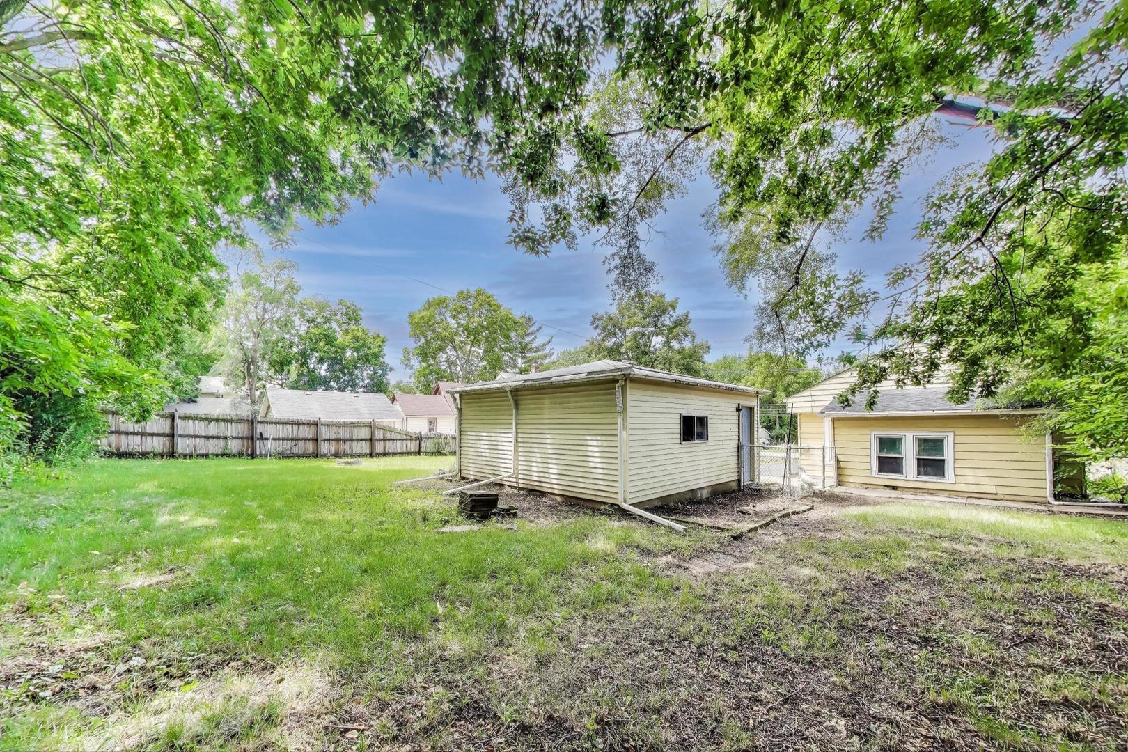 936 Sard Avenue, Aurora, IL 60506