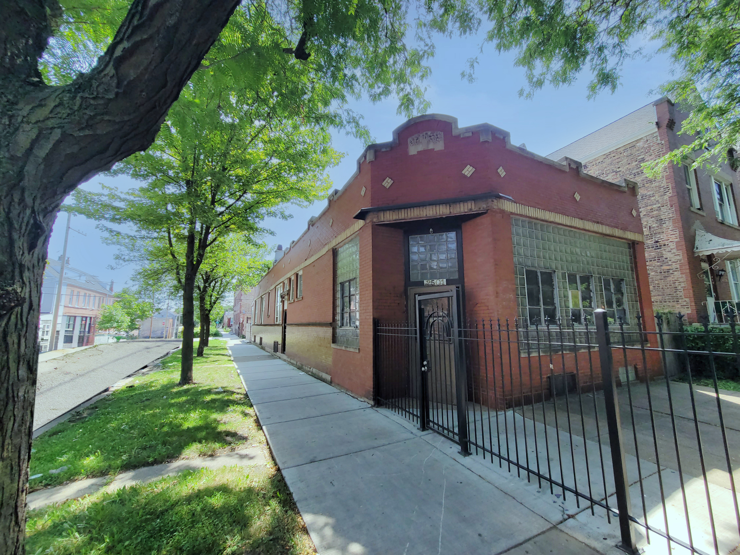 2501 S Avers Avenue, Chicago, IL 60623