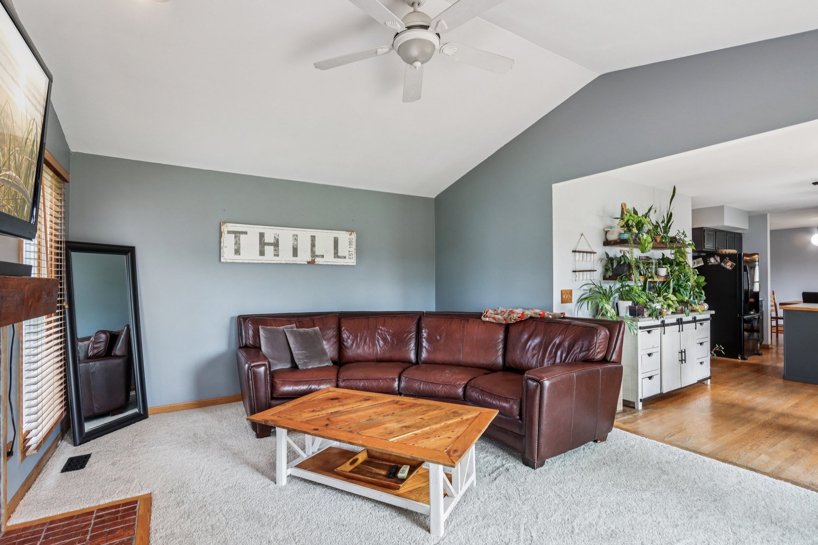 2101 Red Barn Court, Woodstock, IL 60098