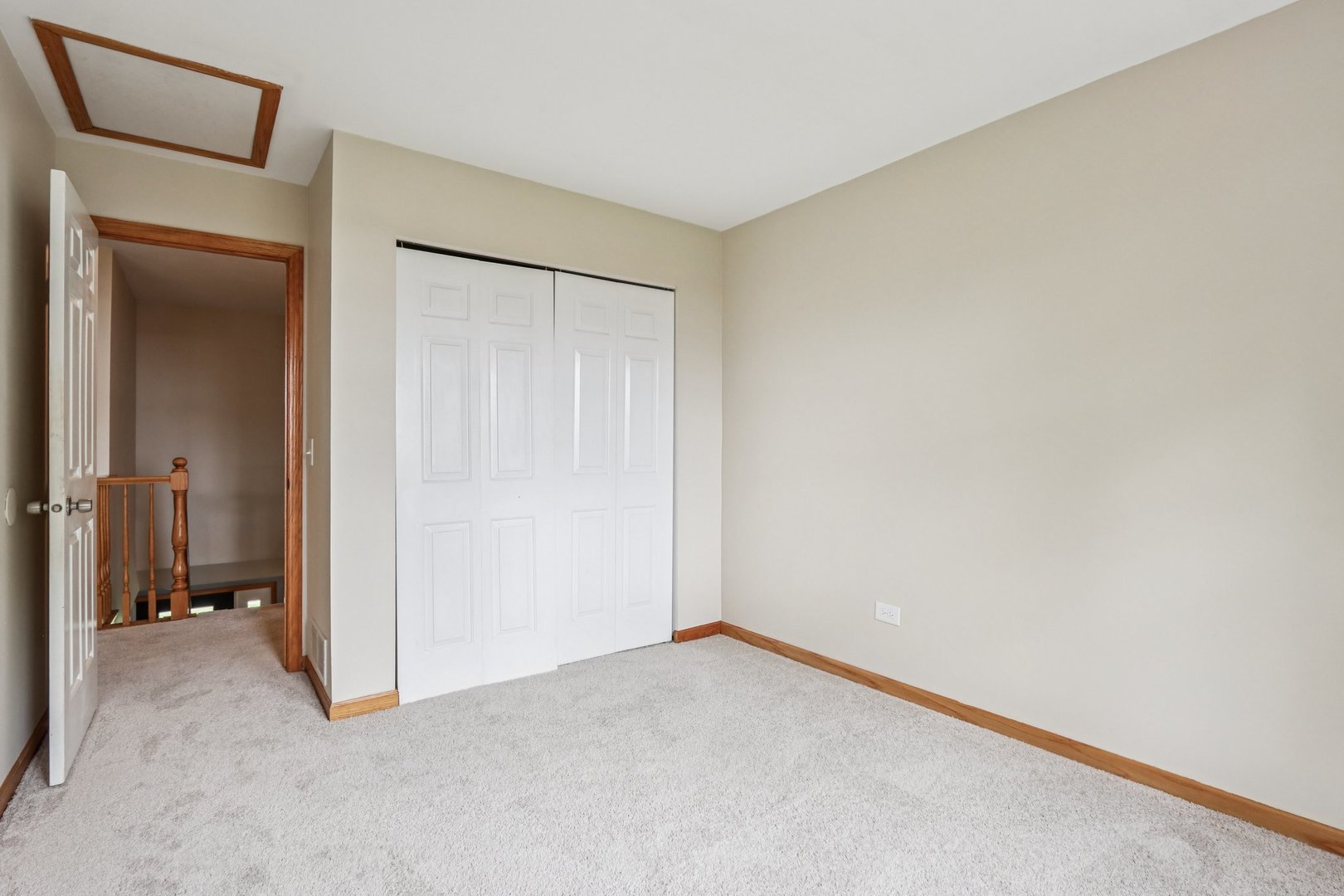 2101 Red Barn Court, Woodstock, IL 60098