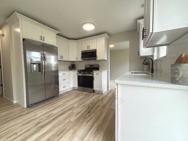 1600 Donegal Drive, Minooka, IL 60447
