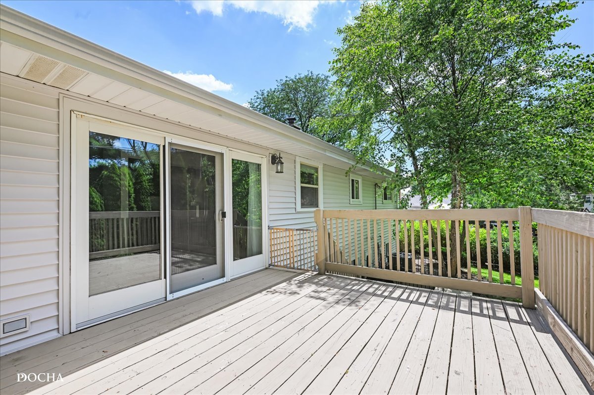 425 W Gartner Road, Naperville, IL 60540