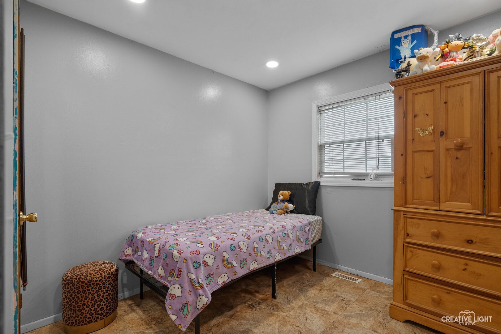 623 Lincoln Avenue, West Chicago, IL 60185