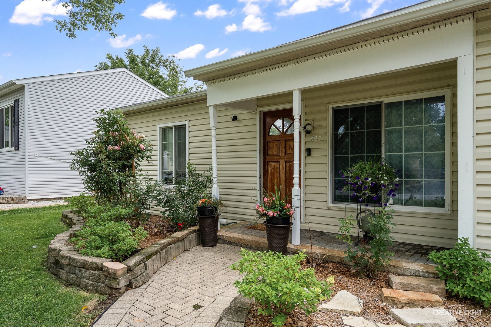 623 Lincoln Avenue, West Chicago, IL 60185