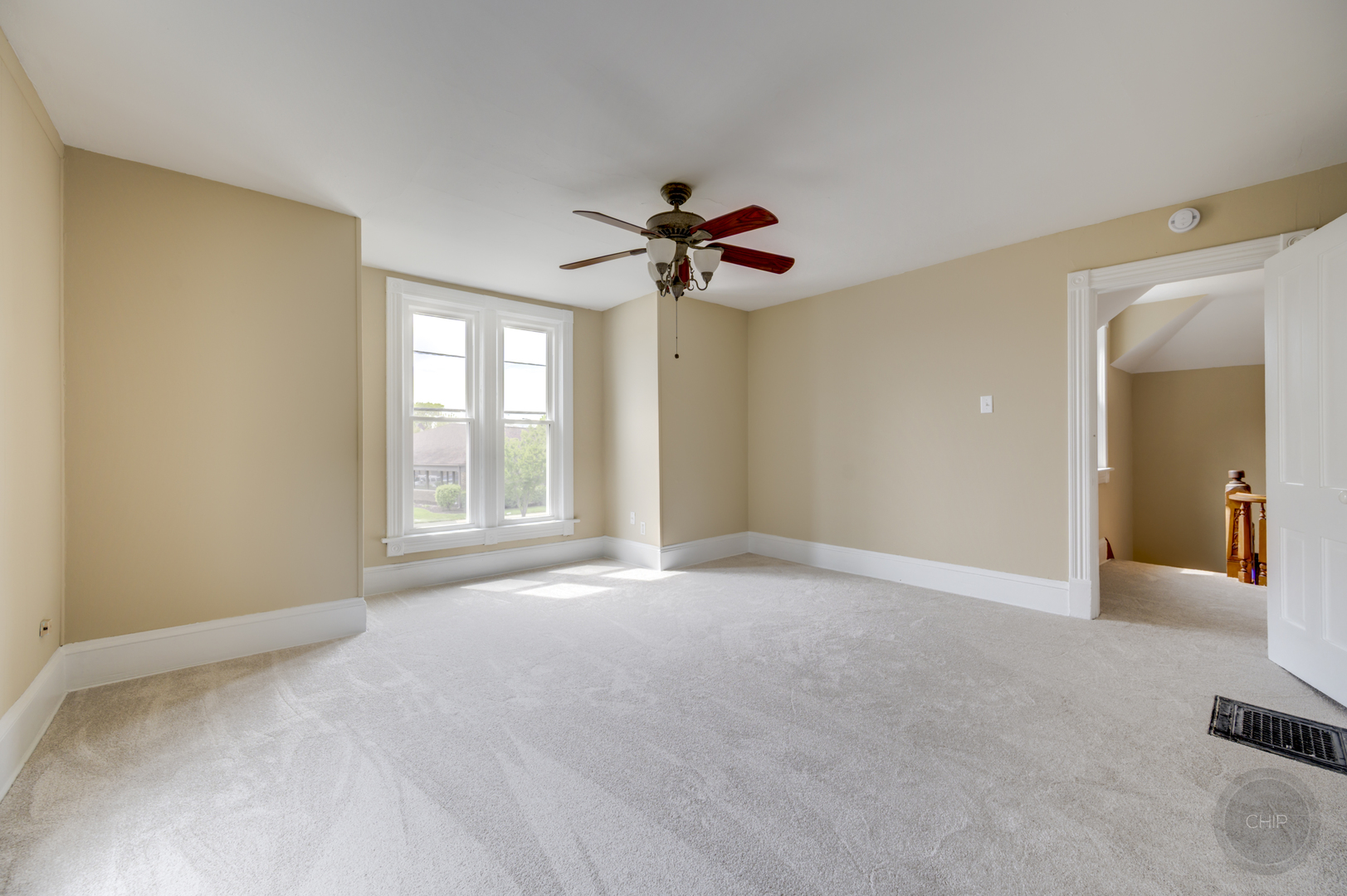 125 Arbor Avenue, West Chicago, IL 60185