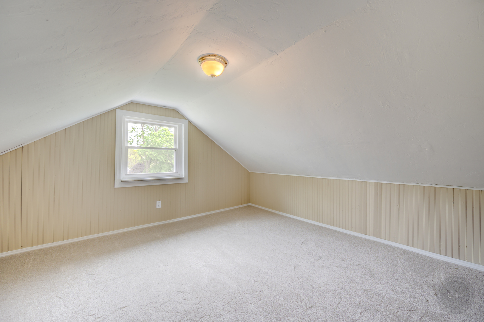 125 Arbor Avenue, West Chicago, IL 60185