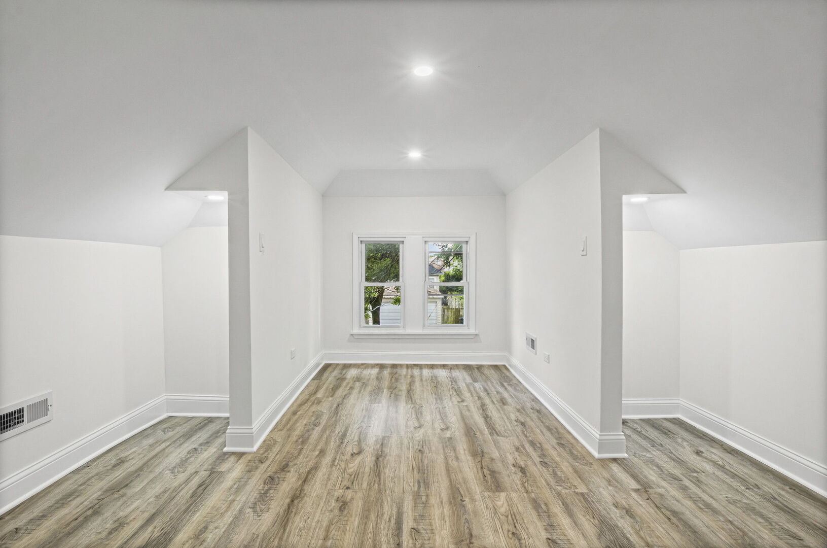 8915 S Racine Avenue, Chicago, IL 60620