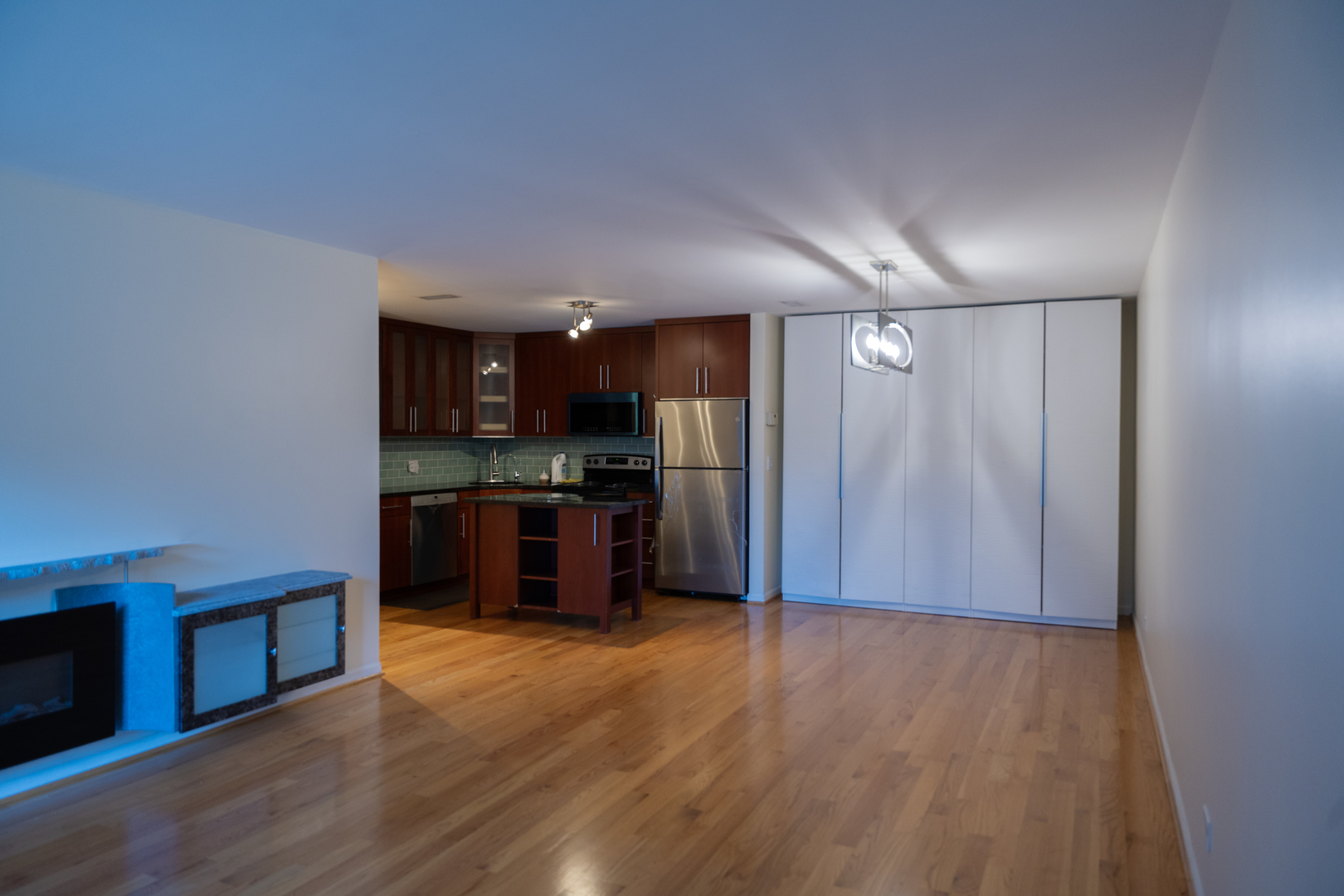 1026 Castilian Court #114, Glenview, IL 60025