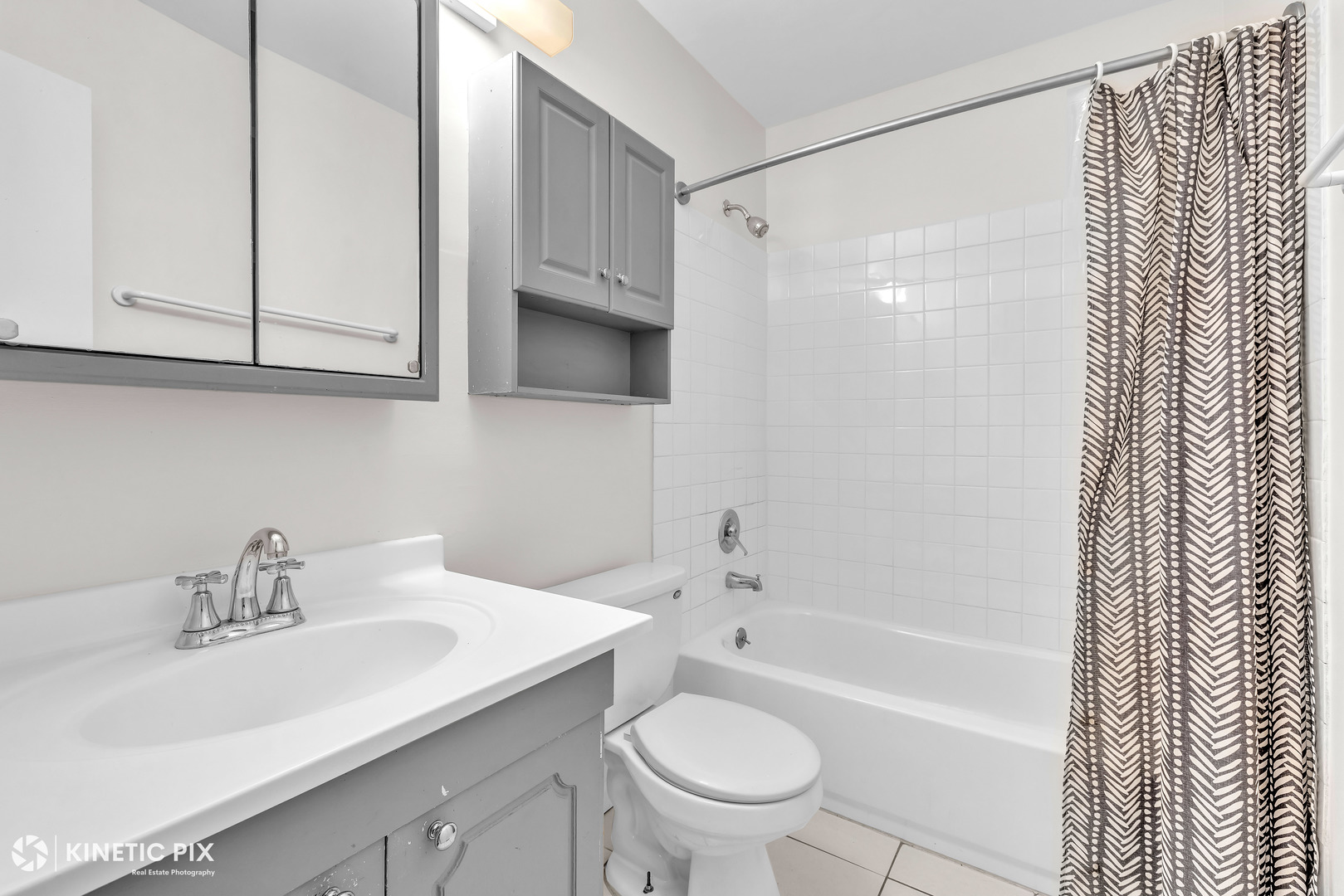 236 Algonquin Court #D, Bolingbrook, IL 60440