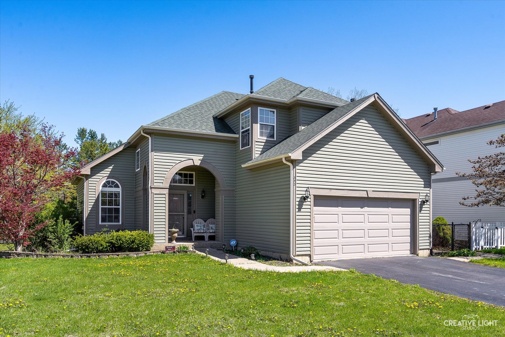 373 Wagonwood Road, Round Lake, IL 60073
