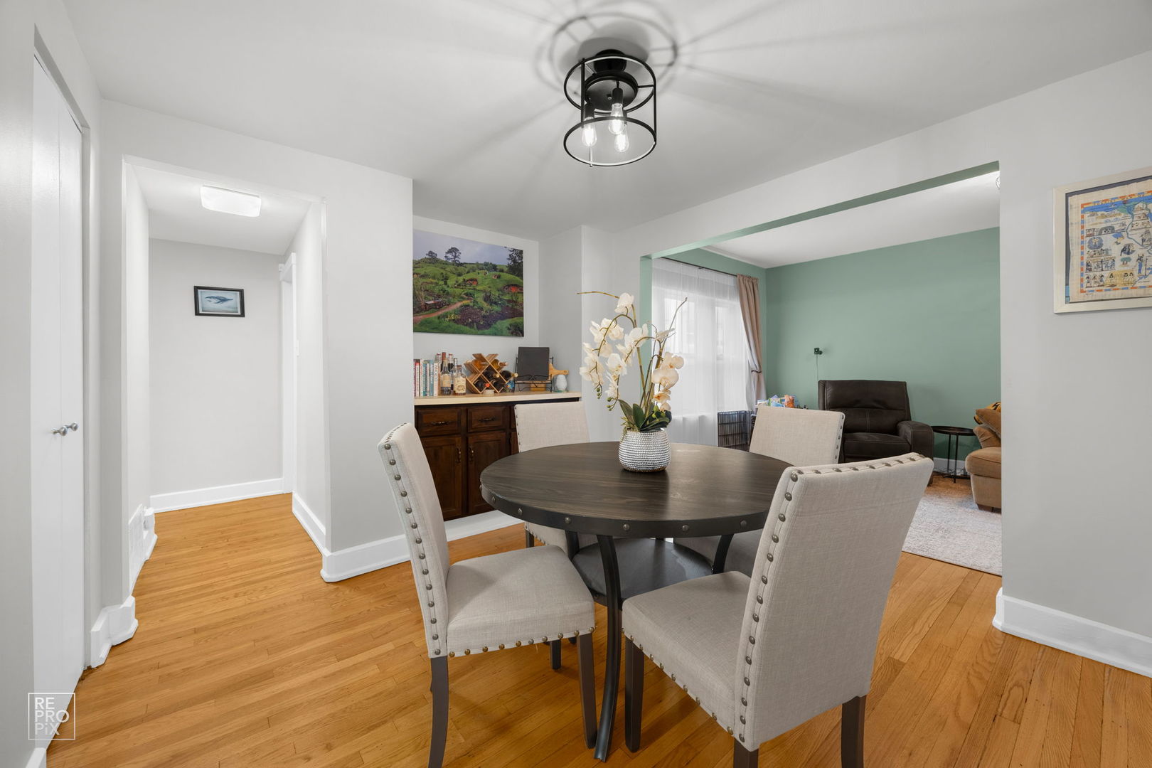853 W CARMEN Avenue #2D, Chicago, IL 60640