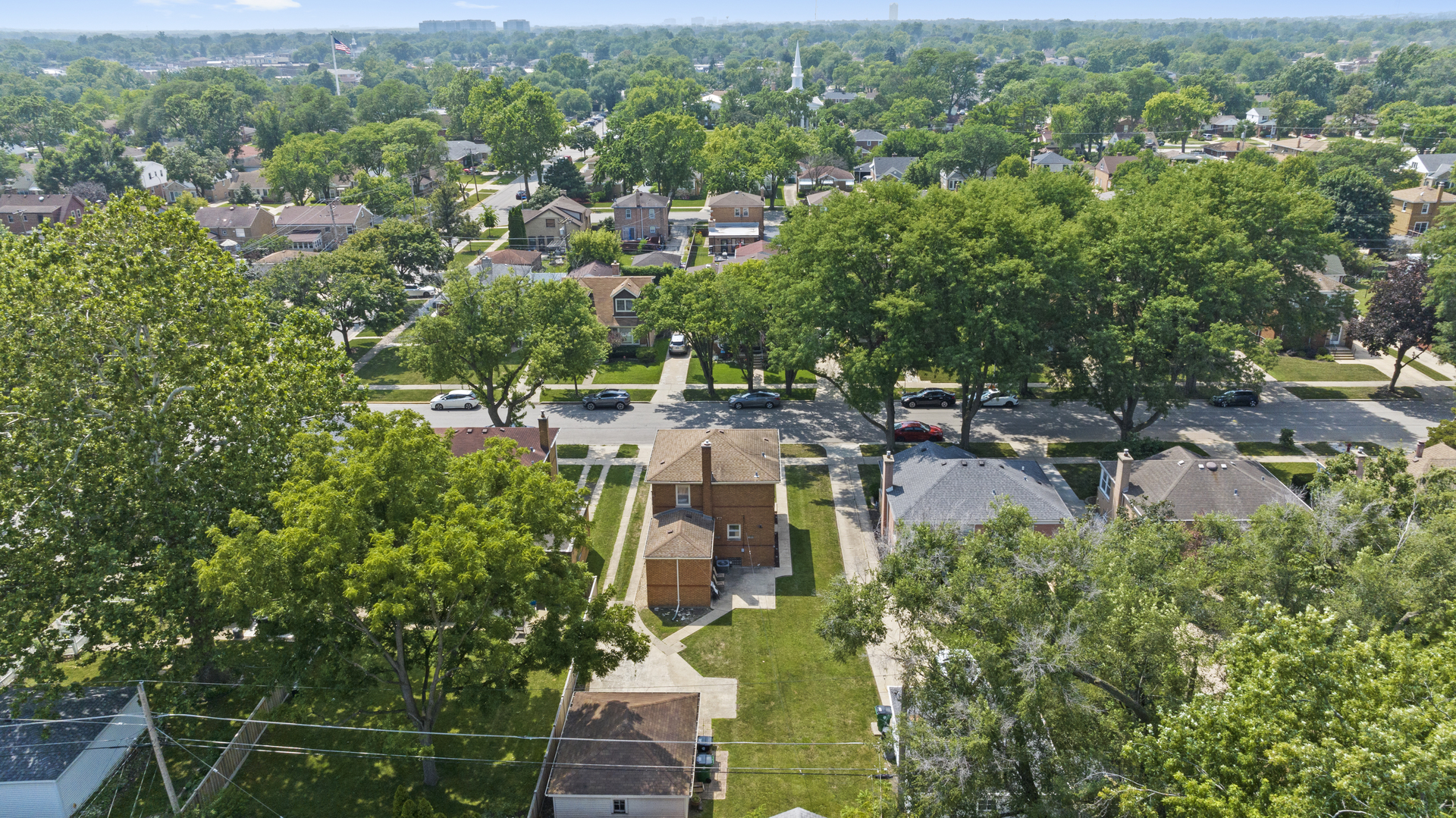 1847 Newcastle Avenue, Westchester, IL 60154
