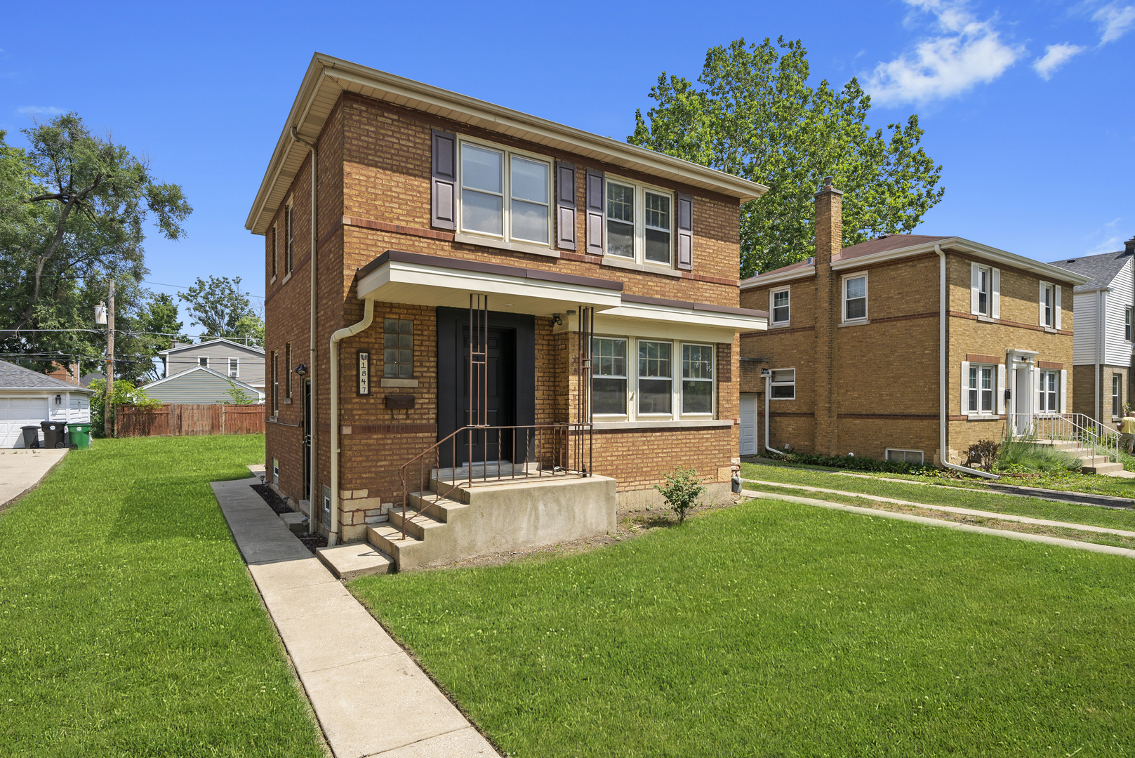 1847 Newcastle Avenue, Westchester, IL 60154