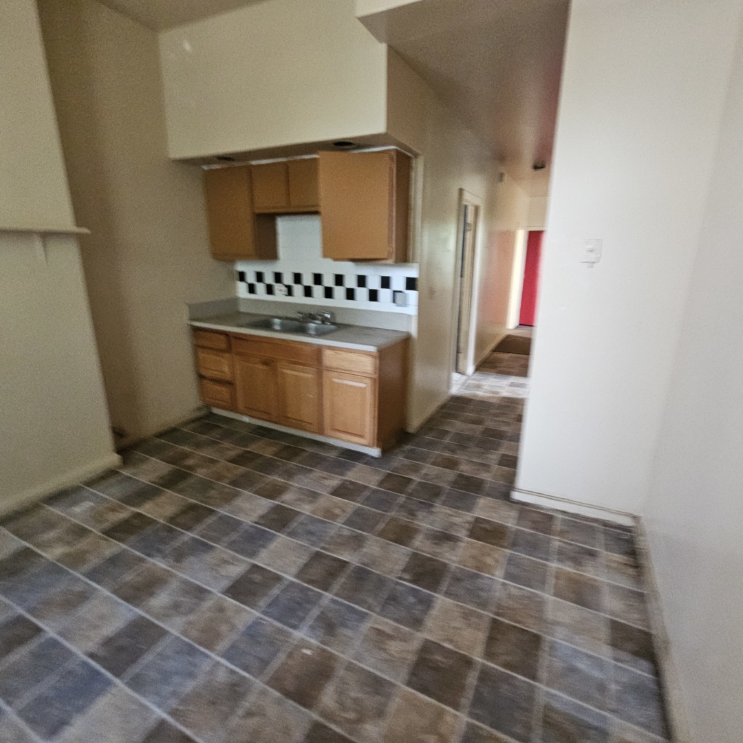 3931 W Lexington Street, Chicago, IL 60624