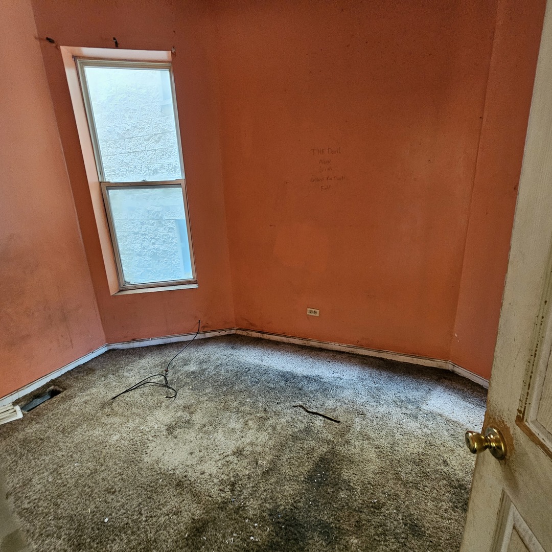 3931 W Lexington Street, Chicago, IL 60624