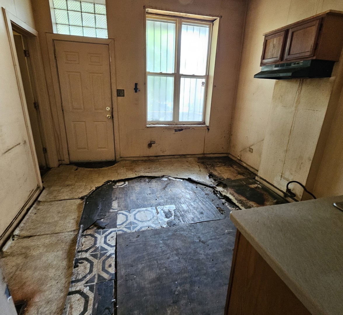 3931 W Lexington Street, Chicago, IL 60624